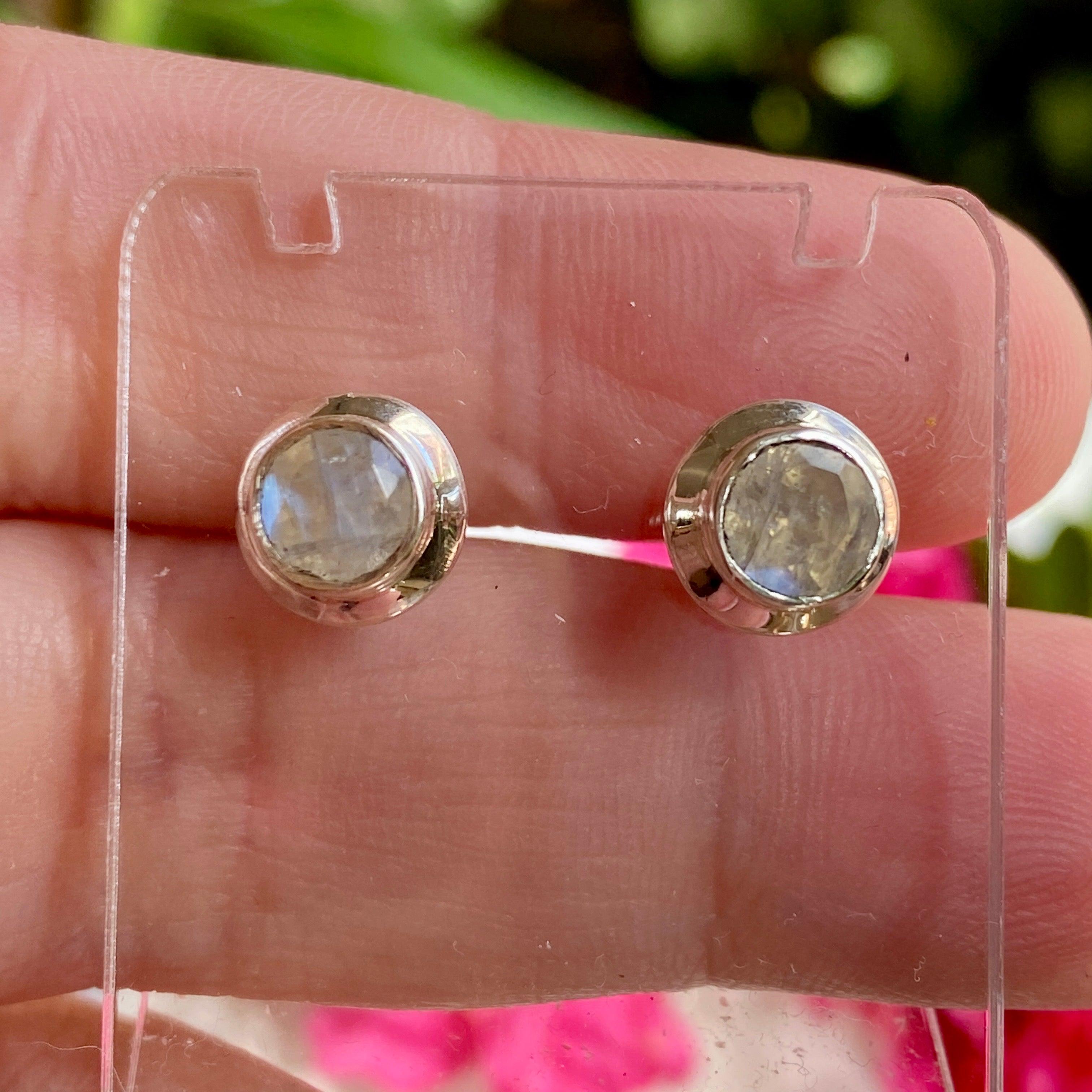 Moonstone Round Faceted Stud Earrings KEGJ1085 - Elegant Jewelry for Women, Perfect for Parties, Weddings & Everyday Wear