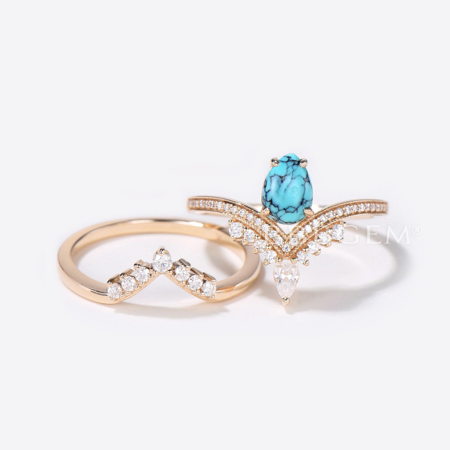 Pear Shaped Turquoise Engagement Ring & Rose Gold Diamond Wedding Band Set - Perfect for Bridal Jewelry, Anniversary Gifts & Romantic Proposals