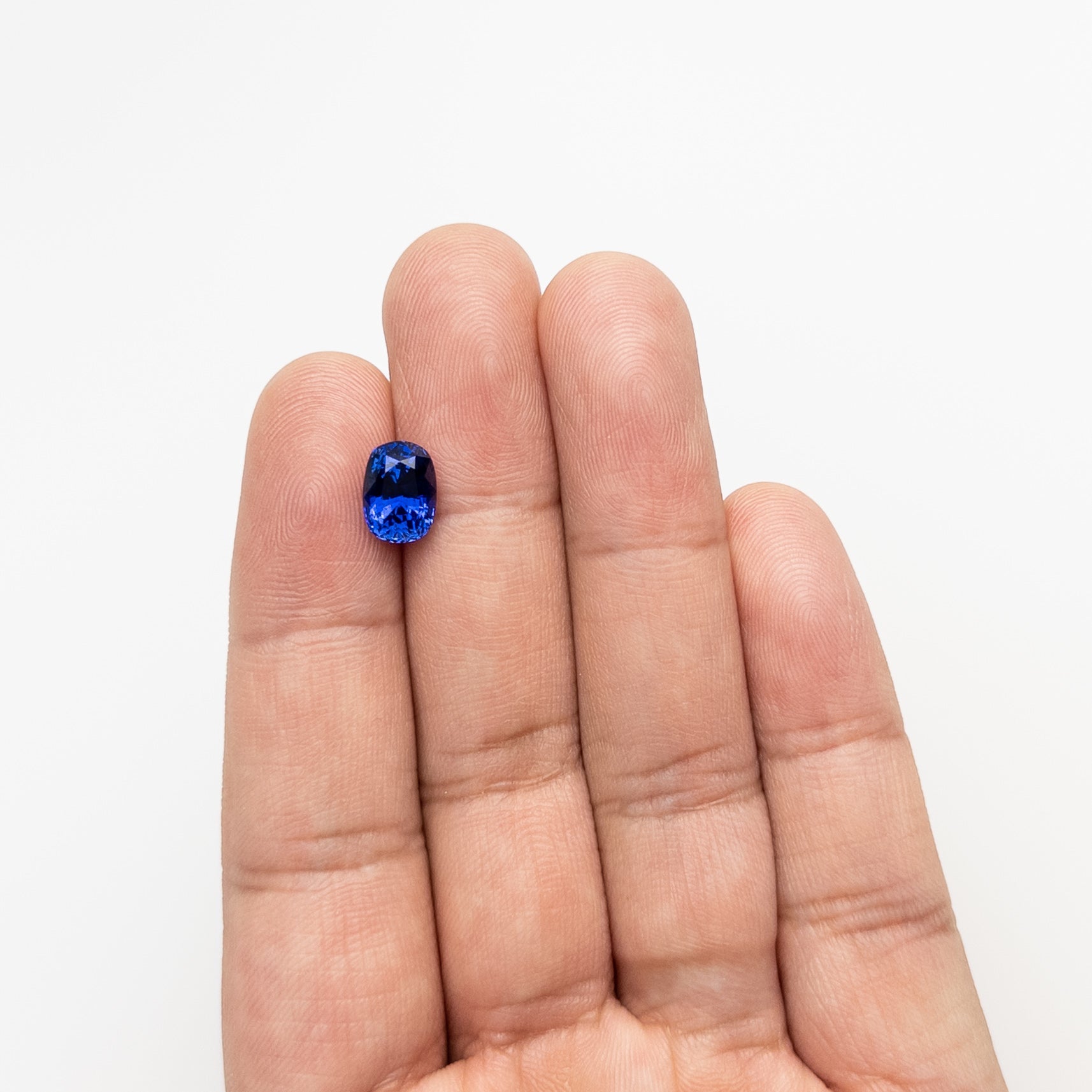 2.98ct Natural Cushion Cut Blue Sapphire Gemstone - 9.22x6.66x5.66mm Brilliant Cut for Jewelry Making, Engagement Rings & Luxury Gifts