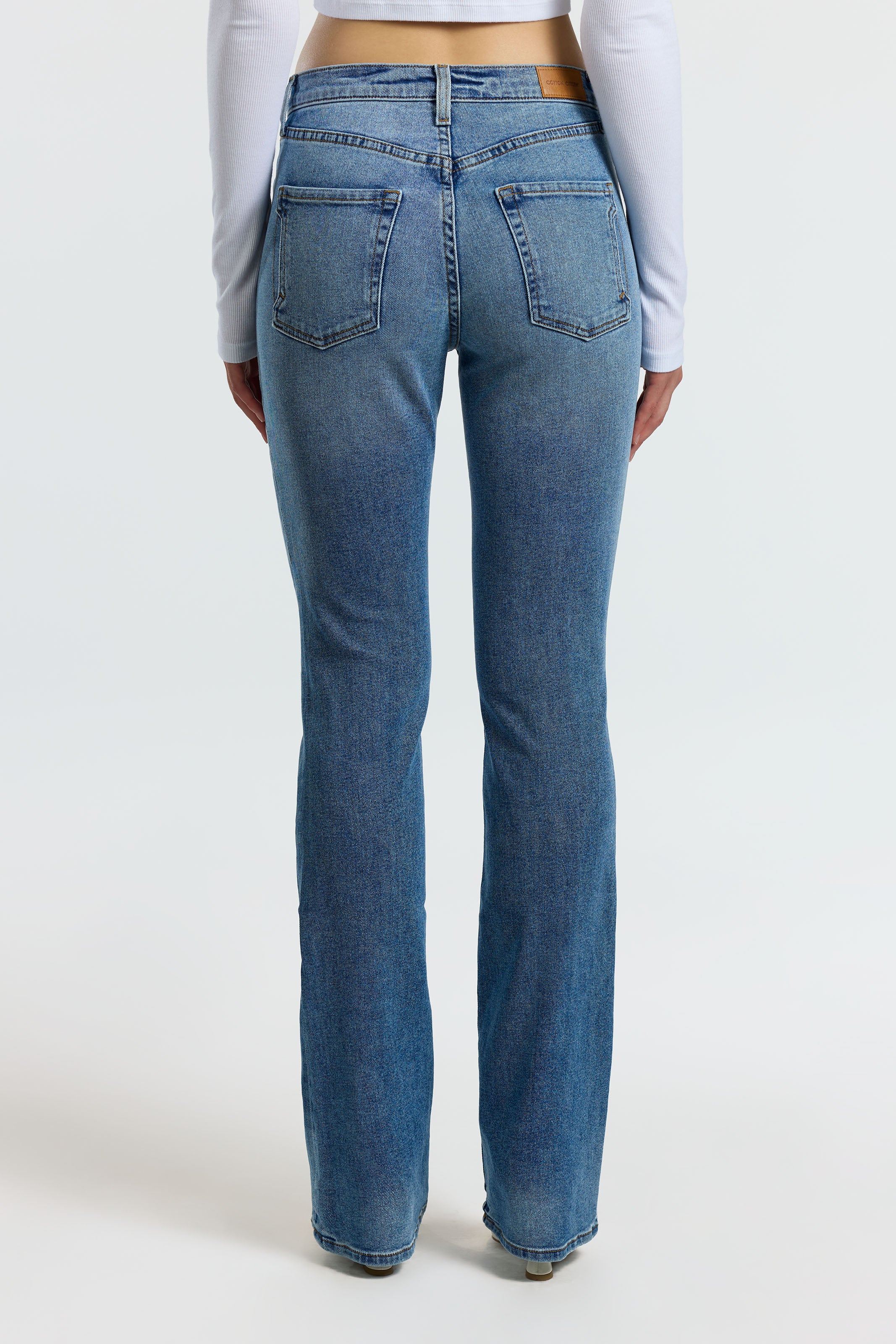 Cindy Jean Prince - Elegant and Comfortable Women's Jeans for Casual Wear, Work, and Everyday Outfits
