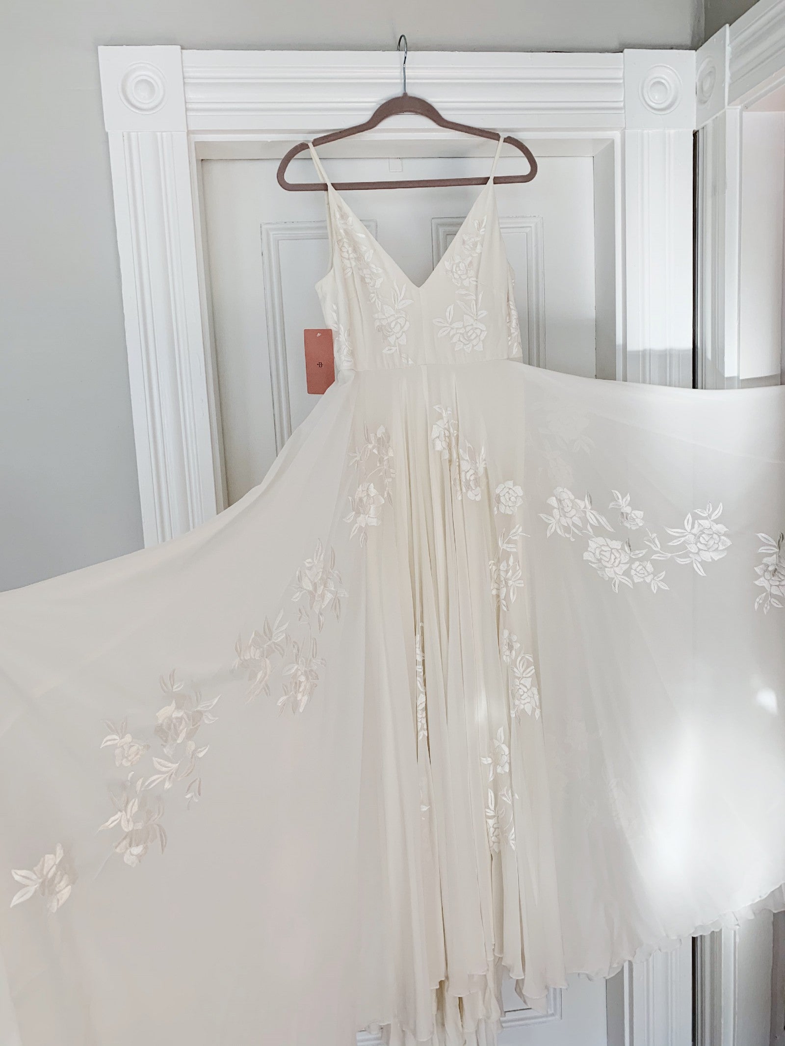 BHLDN Bonaire Wedding Gown - Elegant Lace Bridal Dress for Beach & Destination Weddings