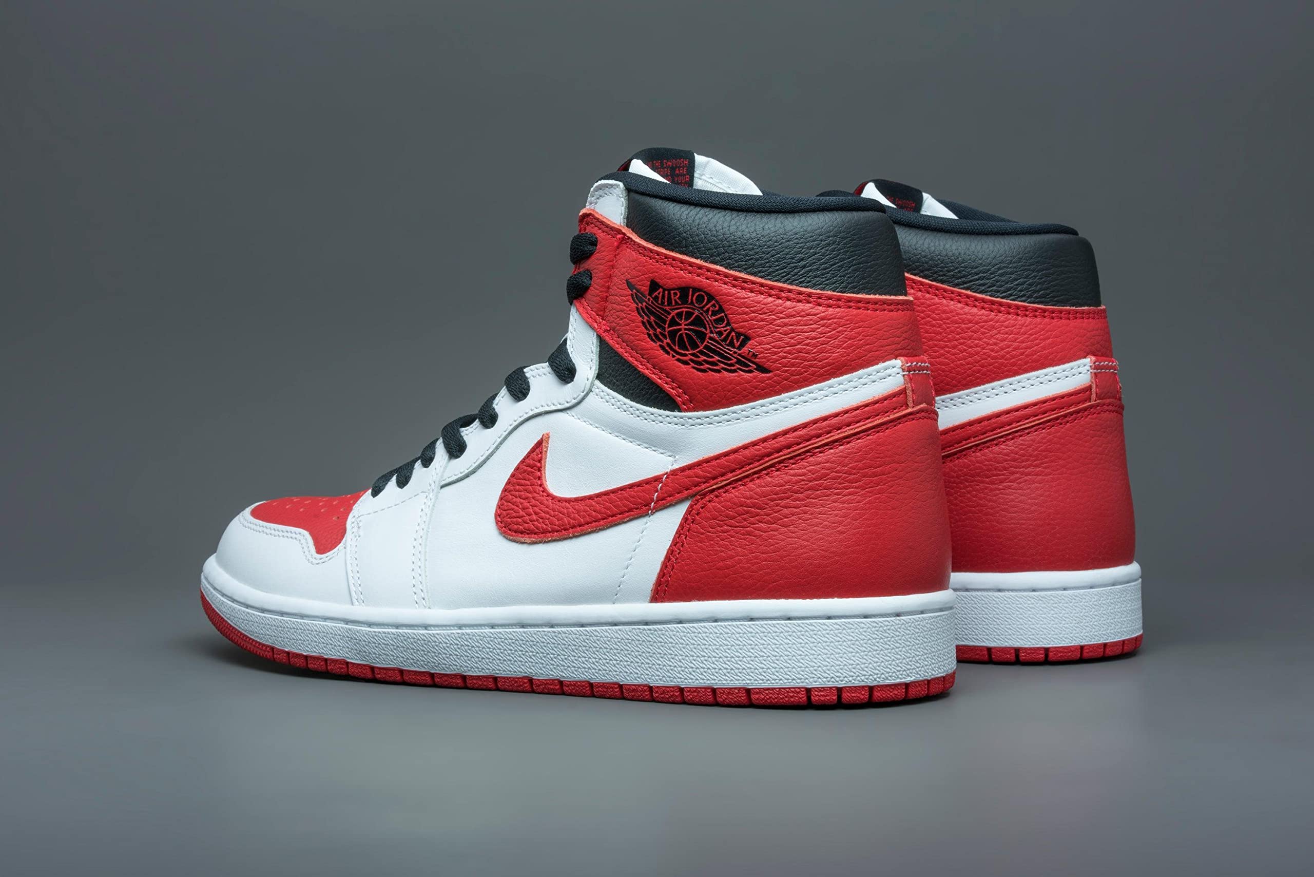Original Title: Jordan Air 1 Retro High OG Men's Shoes   Optimized Title: **Nike Air Jordan 1 Retro High OG Men's Basketball Shoes - Classic Sneakers for Streetwear & Casual Outfits**