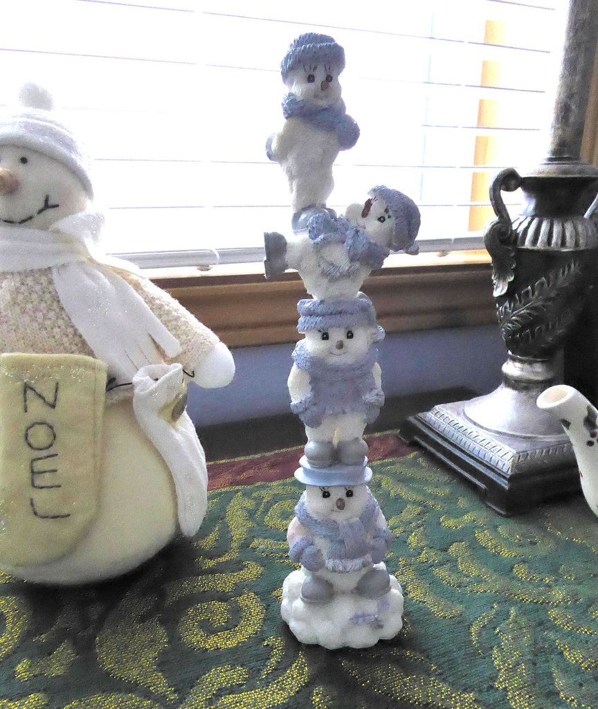 Snow Buddies Stacker Tea Table Decor - Snowman Family Blue & White Christmas Winter Home Decoration for Holiday Parties & Cozy Gatherings