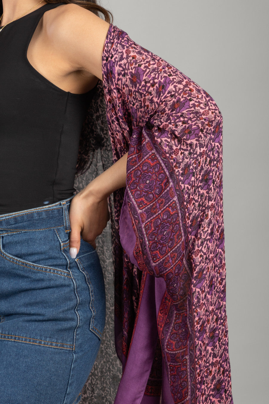 Bohemian Floral Tapestry Print Kimono Robe - Lightweight Cover Up for Women - Perfect for Beach, Festival, and Lounge Wear