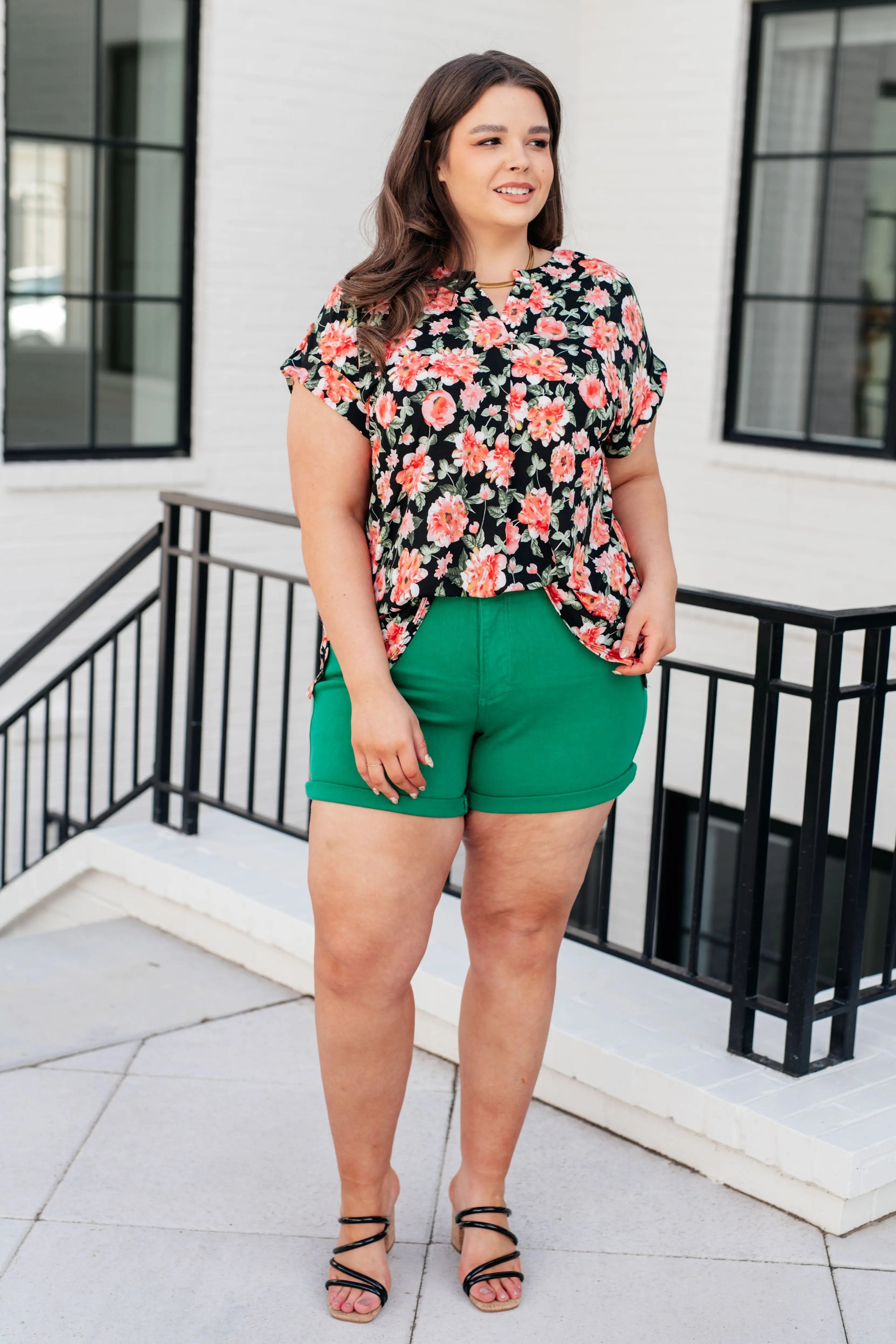 Lizzy Cap Sleeve Top - Black & Coral Floral Print Women's Blouse | Perfect for Casual Outings, Date Nights & Summer Fashion