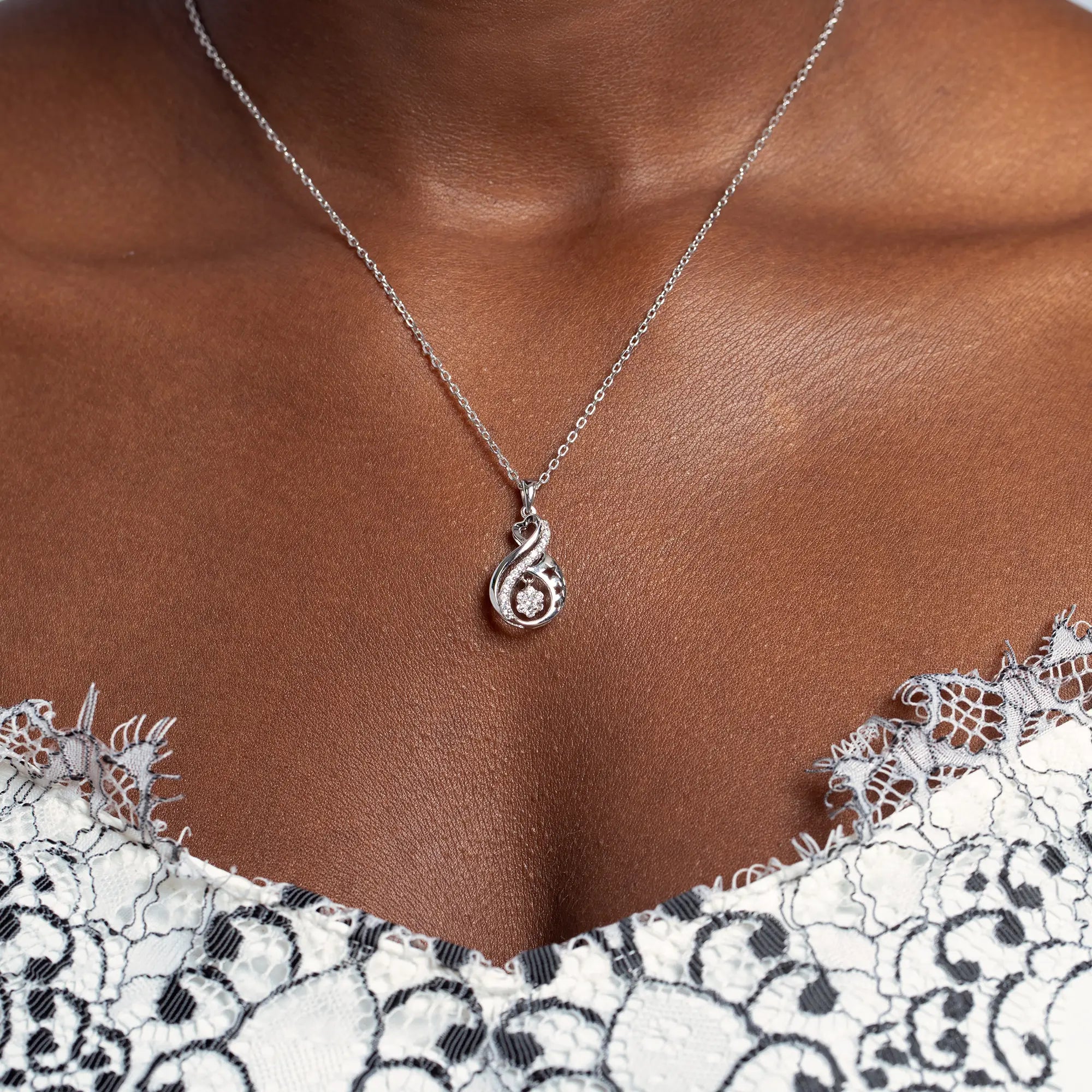 Elegant Star Drop Necklace for Women - Dainty Gold/Silver Pendant Jewelry - Perfect for Gifts, Parties & Everyday Wear