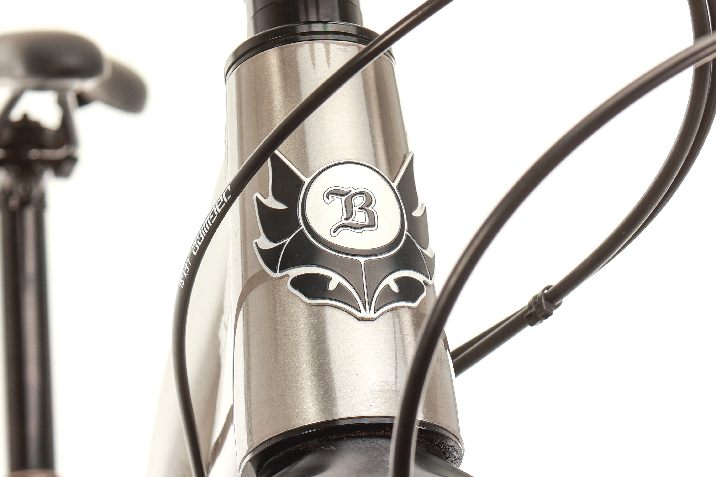 Banshee Paradox V3 Mountain Bike 2022 - Medium Frame Size | Trail & All-Mountain Riding | Durable & High-Performance MTB for Off-Road Adventures