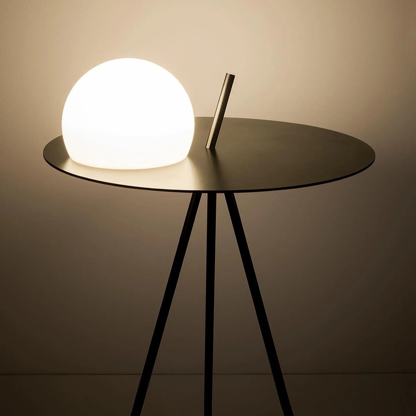 Modern Circular 3725 Table Lamp - Adjustable LED Desk Light for Home Office, Bedroom & Living Room - Stylish Nightstand Lamp with Touch Control & Dimmable Warm White Light