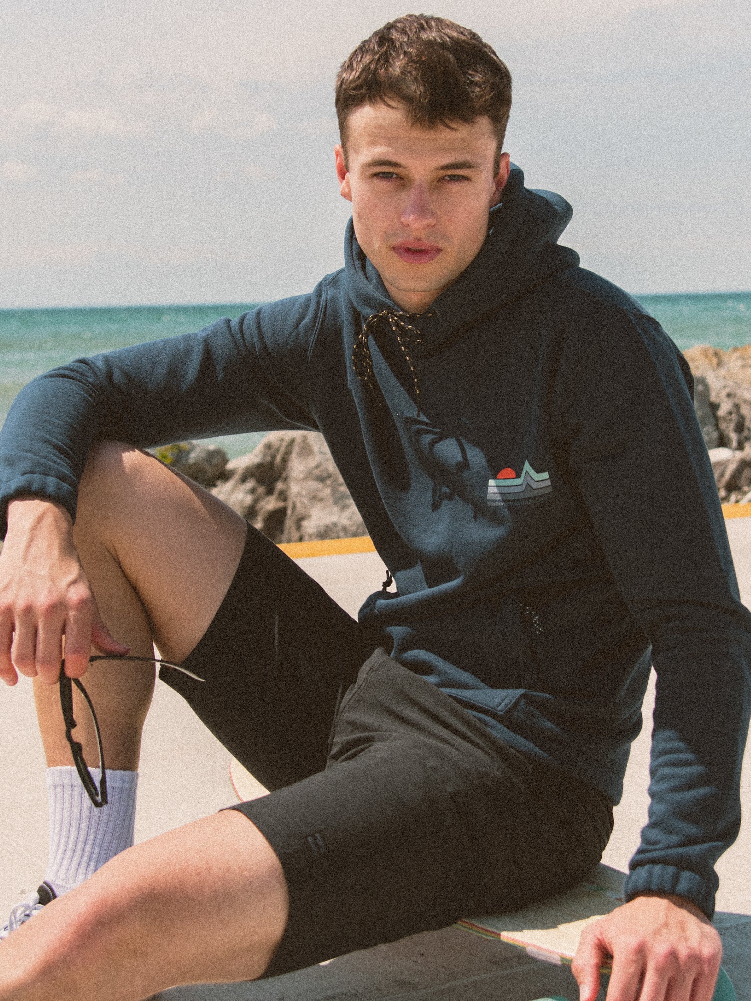 BILLABONG COMPASS PULLOVER HOODIE - Men's & Women's Fleece Sweatshirt with Kangaroo Pocket | Cozy Casual Wear for Surfing, Skateboarding & Outdoor Activities