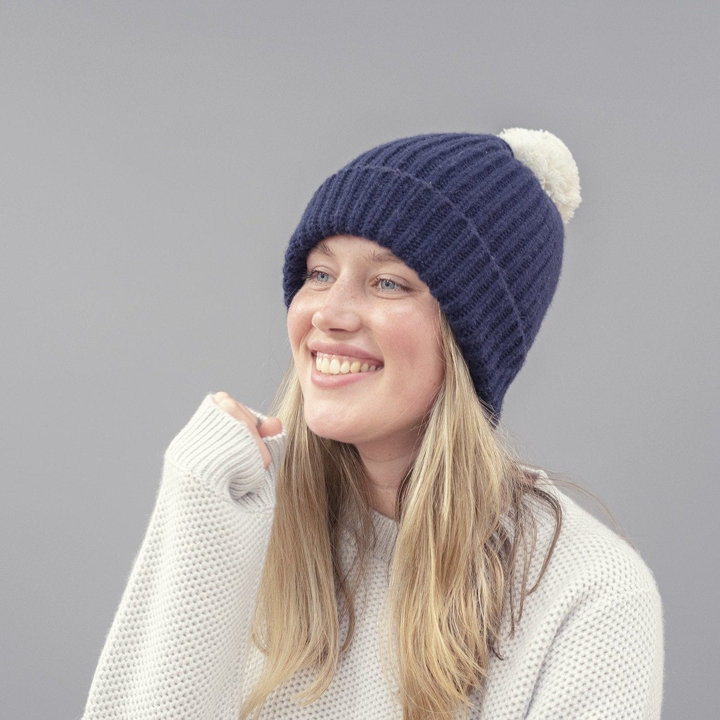Women's Two-Tone Wool Beanie - Soft & Warm Winter Hat for Cold Weather - Perfect for Skiing, Snowboarding & Outdoor Activities