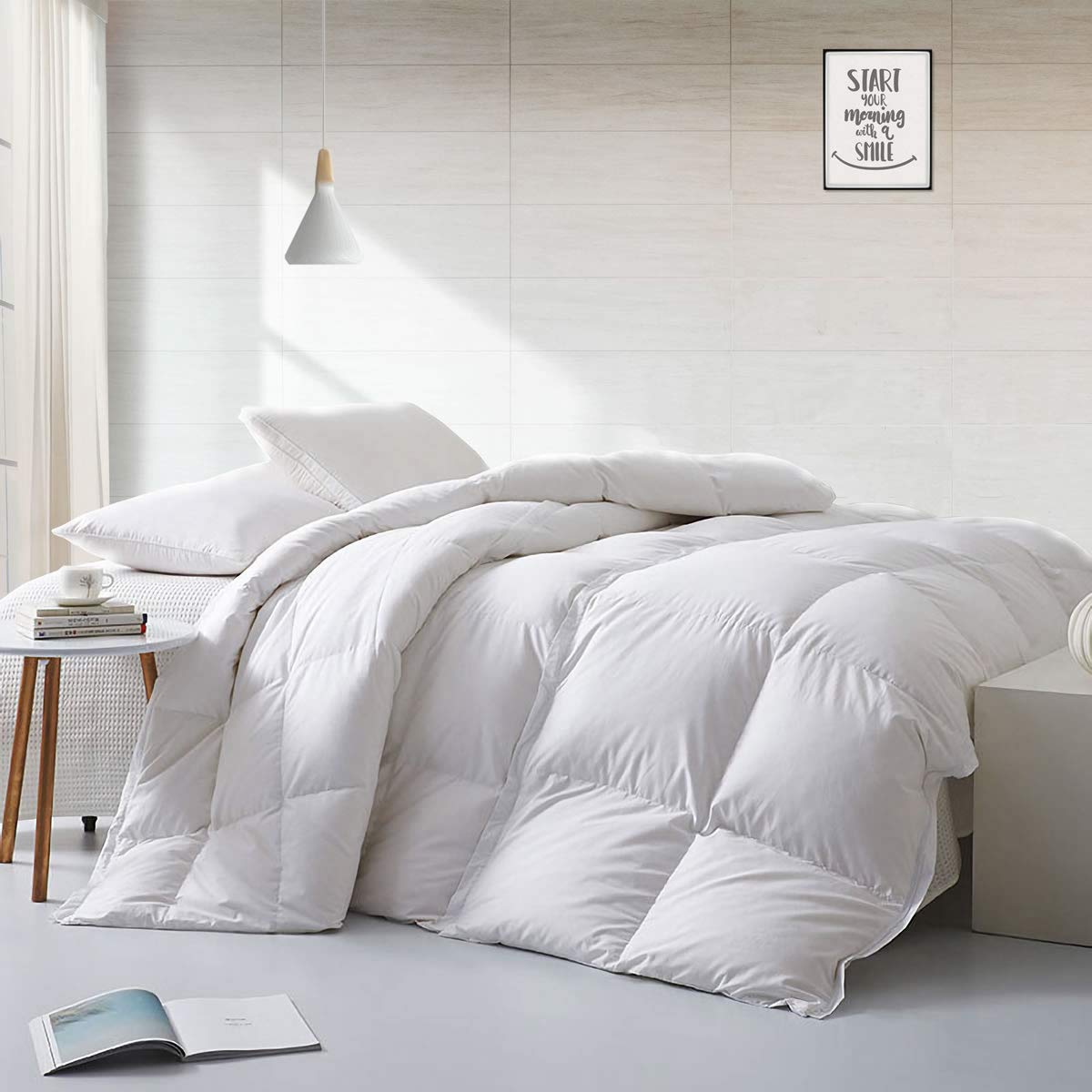 APSMILE Lightweight King Size 750 Fill Power White Down Comforter - Ultra Soft Feather Duvet Insert for Hot Sleepers, Cooling Hotel Collection Bed Blanket (106x90 Inches) | Perfect for All-Season Use in Bedroom, Guest Room & Airbnb