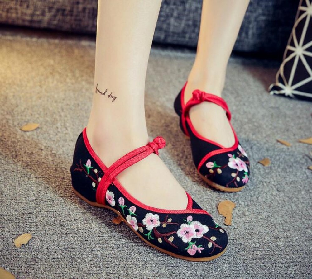 Vintage Chinese Style Embroidered Women's Flats - Comfortable Rubber Sole Casual Shoes for Daily Wear, Traditional Outfits & Special Occasions