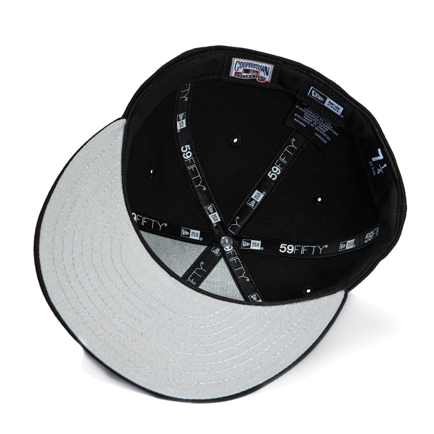 New Era 59Fifty New York Yankees 1999 World Series Patch Heart Hat - Black & White Adjustable Baseball Cap for Men & Women - Perfect for Baseball Games, Sports Events & Streetwear Fashion
