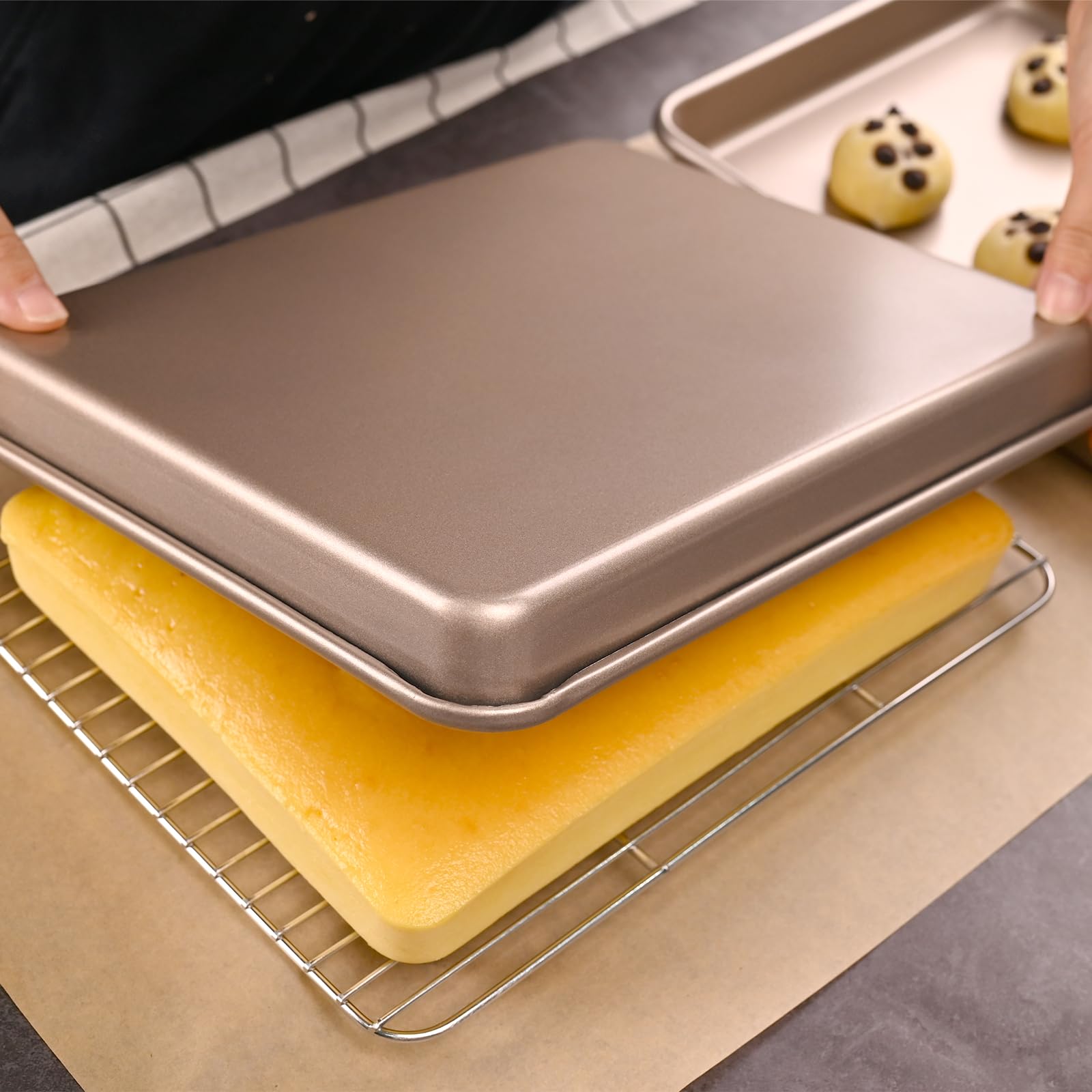 WMKGG 9 x 11 Inch Nonstick Air Fryer Toaster Oven Baking Tray Set of 2 - Heavy Duty Carbon Steel Pans for Roasting, Baking, Reheating - Perfect for Toaster Ovens, Air Fryers & Countertop Cooking