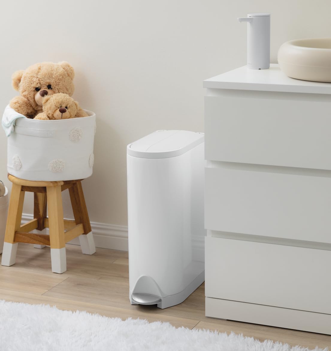 simplehuman Diaper Pail with Odorsorb System – 18L/4.8 Gallon White Stainless Steel Trash Can | Includes Odorsorb Pods & Liners | Perfect for Nursery, Baby Room & Diaper Changing Stations