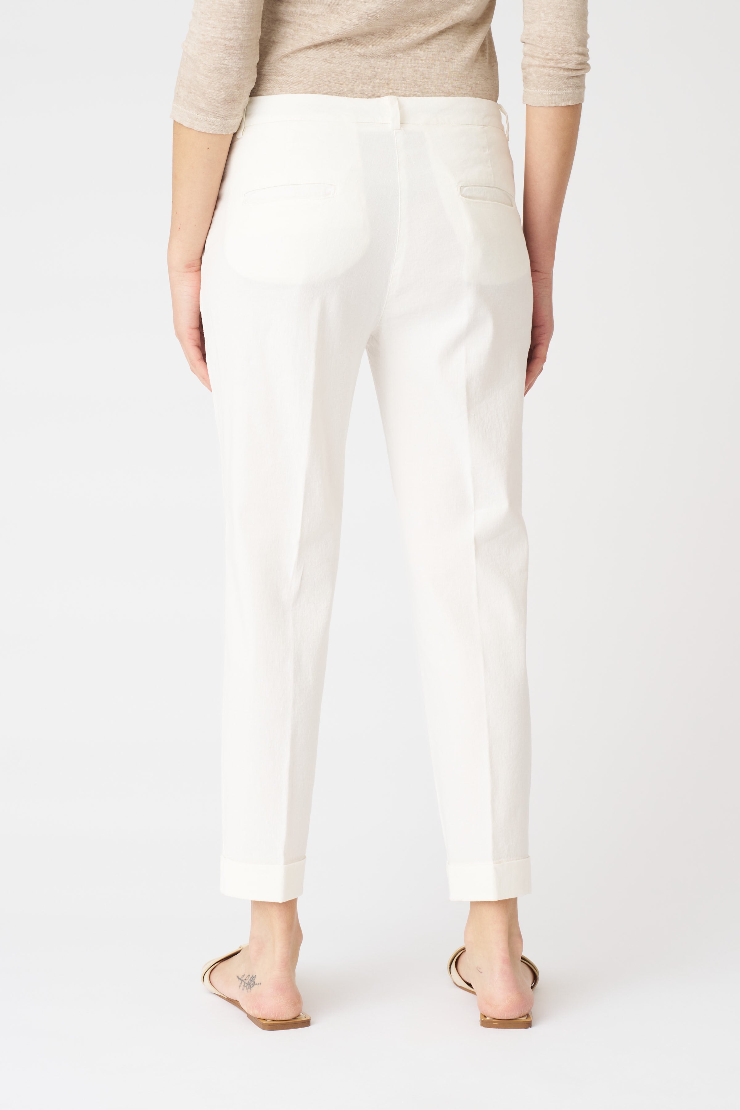 Stylish Women's High-Waisted Chino Cropped Pants - Comfortable & Trendy Casual Trousers for Work, Office, and Everyday Wear