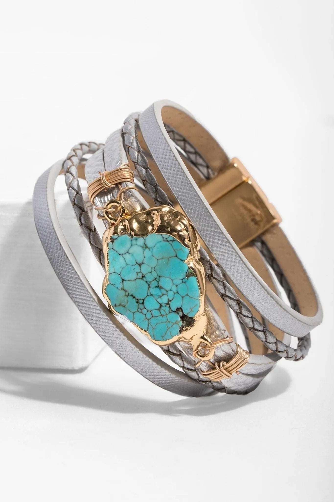 Handmade Turquoise Beaded Bracelet for Women - Boho Chic Adjustable Wrap Bracelet - Perfect for Casual Wear, Festivals & Gifts