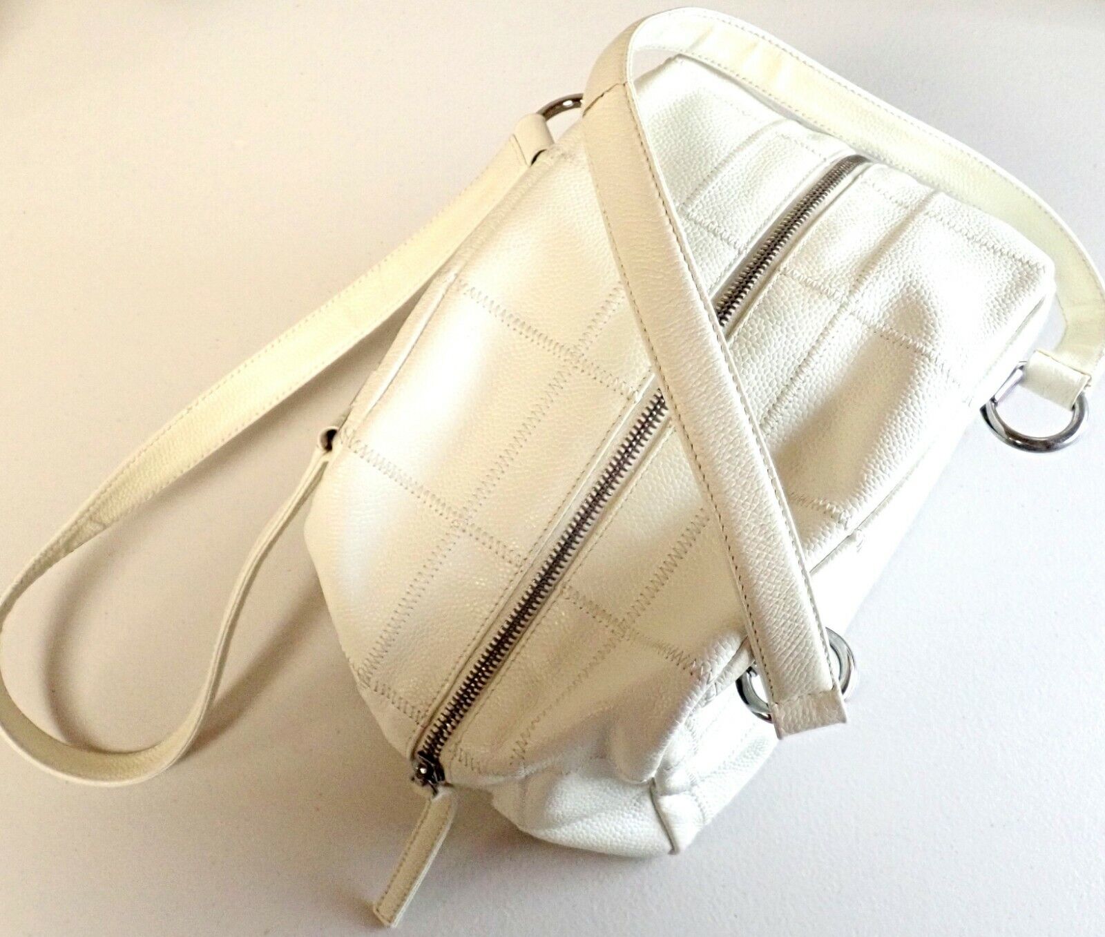 Authentic 2005 Chanel Lax Square Stitch Cream Caviar Leather Handbag - Luxury Vintage Bag for Women, Perfect for Parties, Weddings & Special Occasions