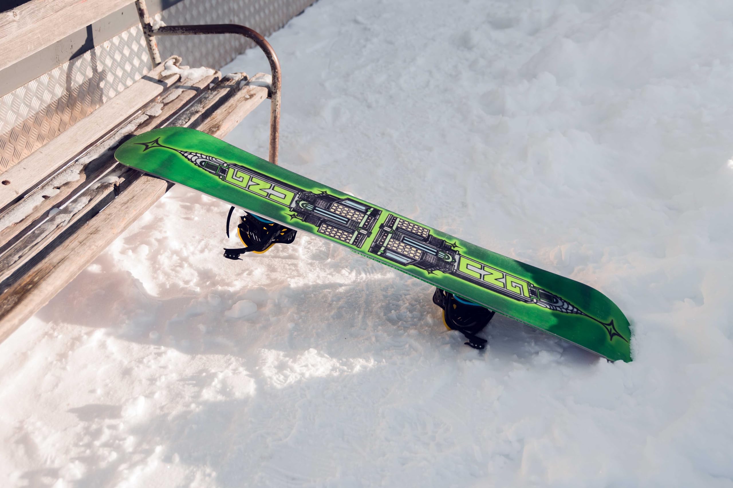 Gnu Finest Men's Snowboard - High Performance All-Mountain Freestyle Snowboard for Men | Perfect for Powder, Park, and Backcountry Riding