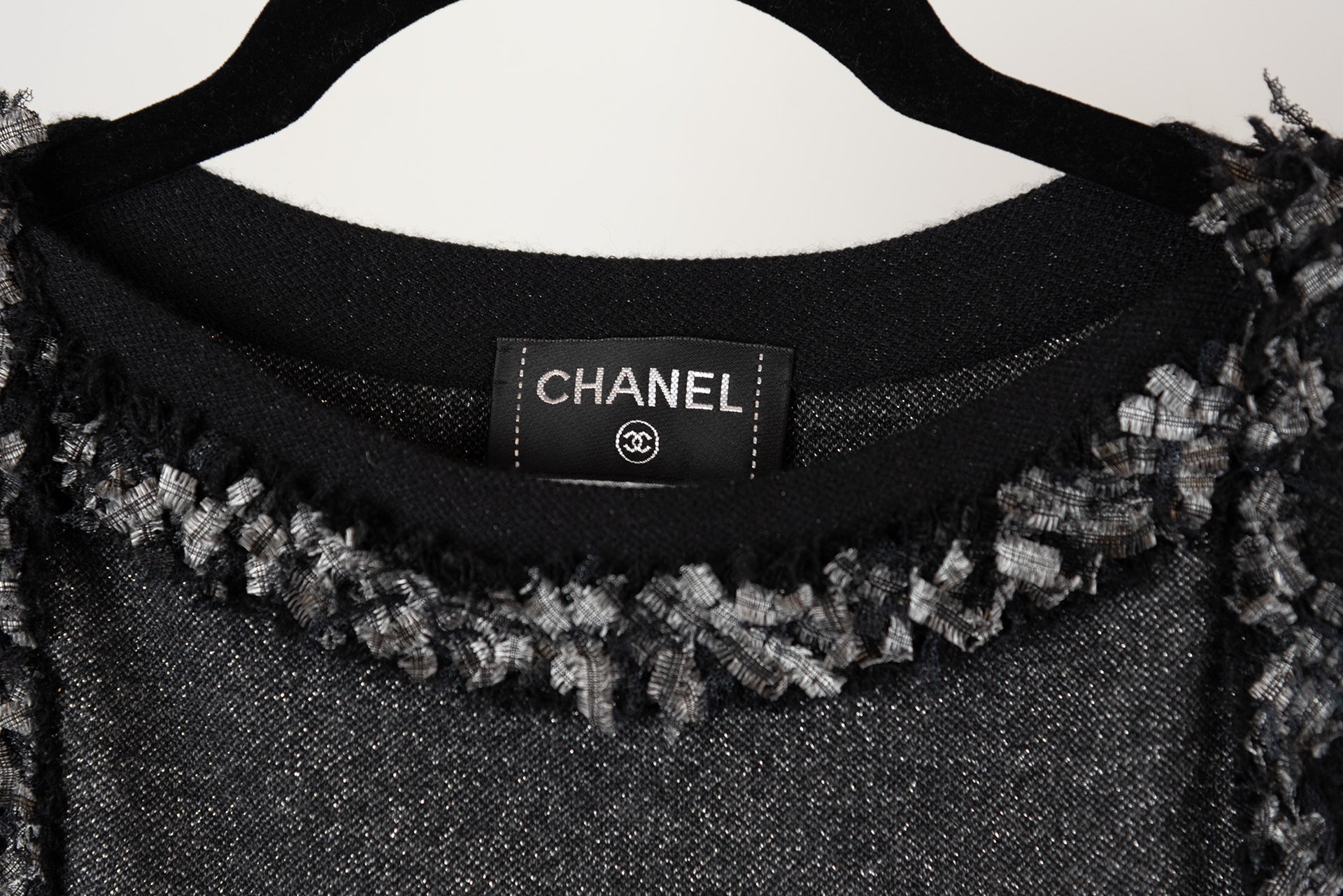 Chanel Gray Melange Lurex & Cashmere Tube Dress Size 40 - Elegant Evening Wear for Parties & Special Occasions