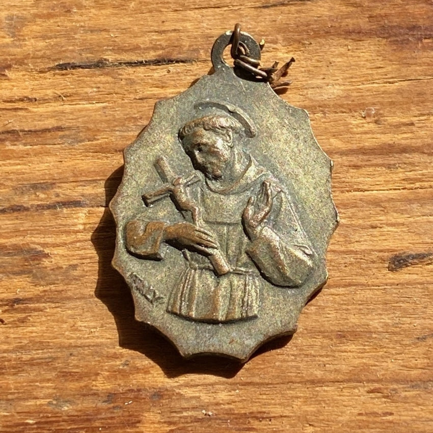 Vintage Copper Catholic Devotional Metal Pendant Necklace - Religious Cross Charm for Women & Men - Perfect for Church, Prayer & Spiritual Gifts