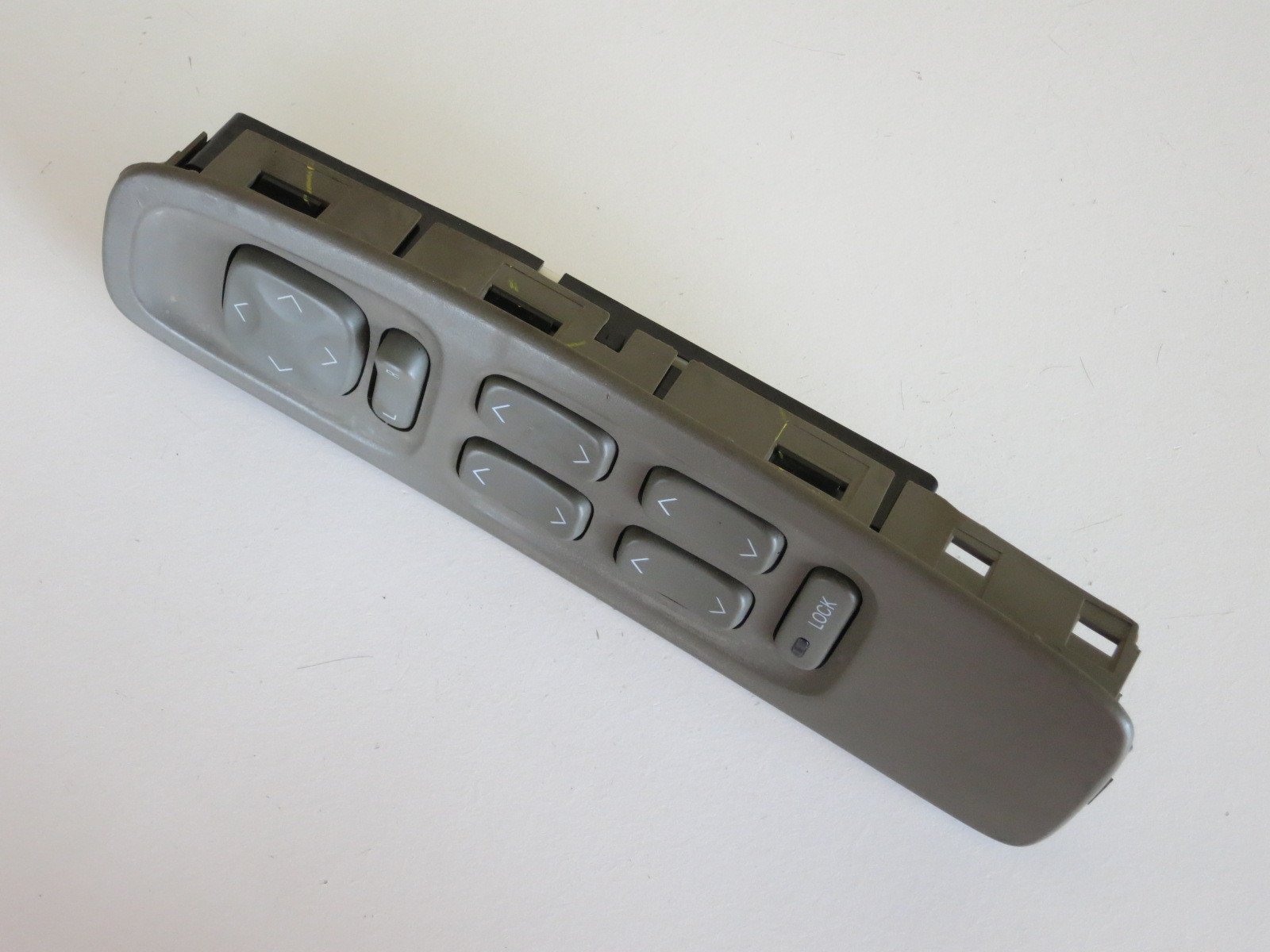 GM 25743667 Power Window Switch - Replacement for General Motors Vehicles - Perfect for Driver & Passenger Side Window Control