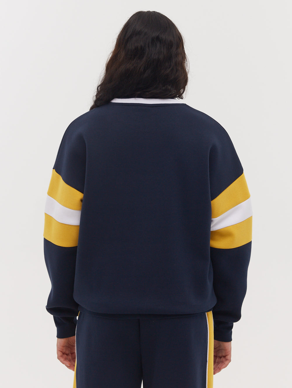 Hendra Stripe Sleeve Crew Neck Sweatshirt for Women - Casual Long Sleeve Pullover for Fall & Winter - Perfect for Daily Wear, Outings and Layering