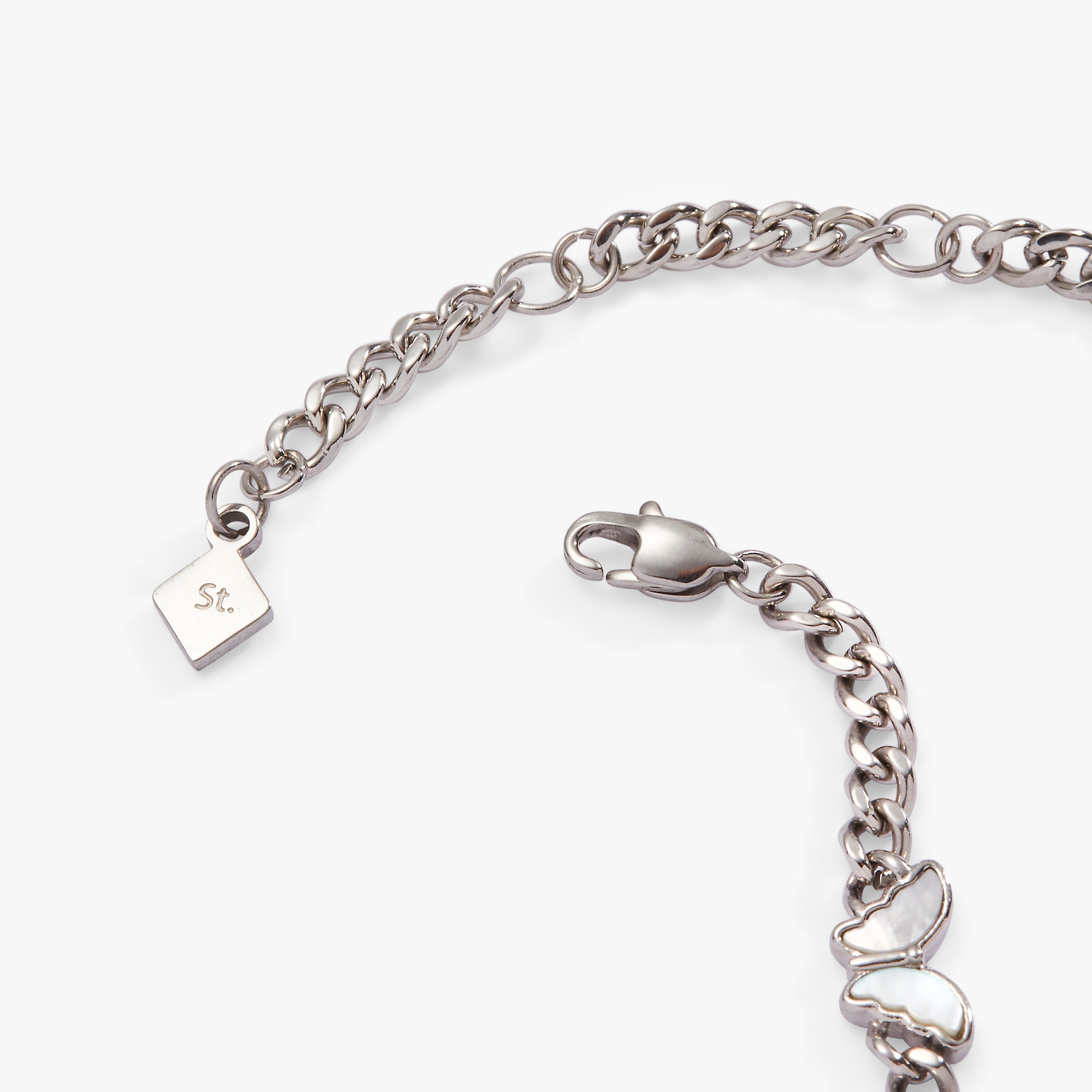 Elegant Butterfly Curb Chain Bracelet for Women - Dainty Gold Silver Jewelry Gift for Her - Perfect for Everyday Wear, Date Night & Special Occasions