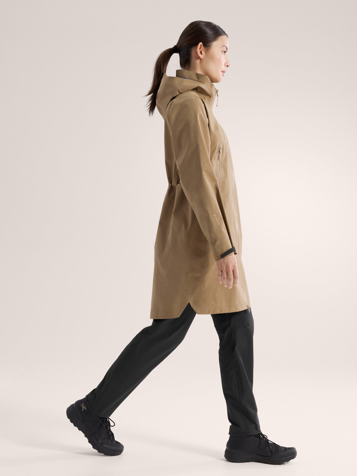 Beta Coat for Women - Stylish Winter Outerwear Jacket | Warm & Waterproof | Perfect for Snow, Hiking & Outdoor Activities