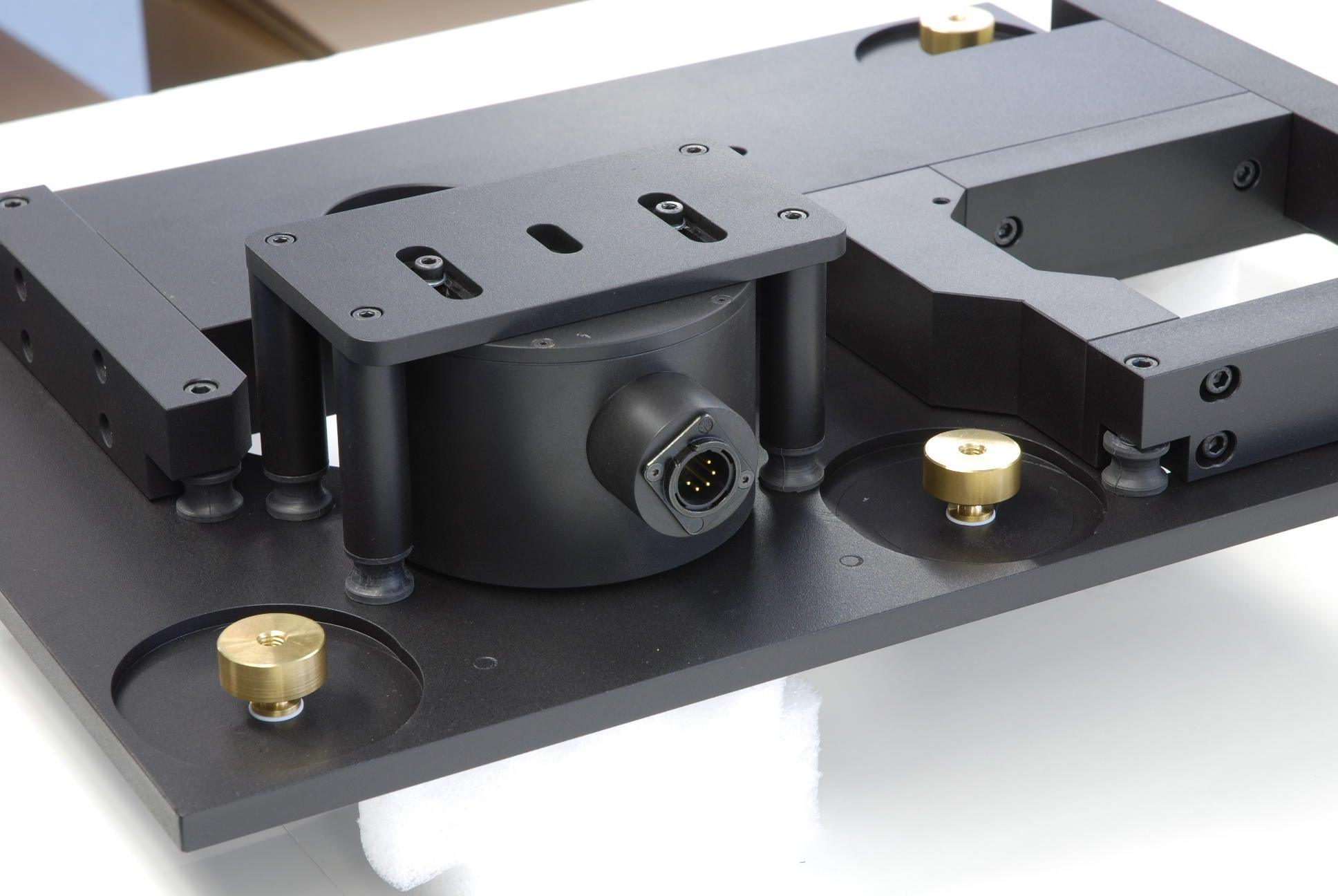 Kuzma Stabi M Turntable - High-End Vinyl Record Player for Audiophiles | Perfect for Home Audio Systems & Music Enthusiasts