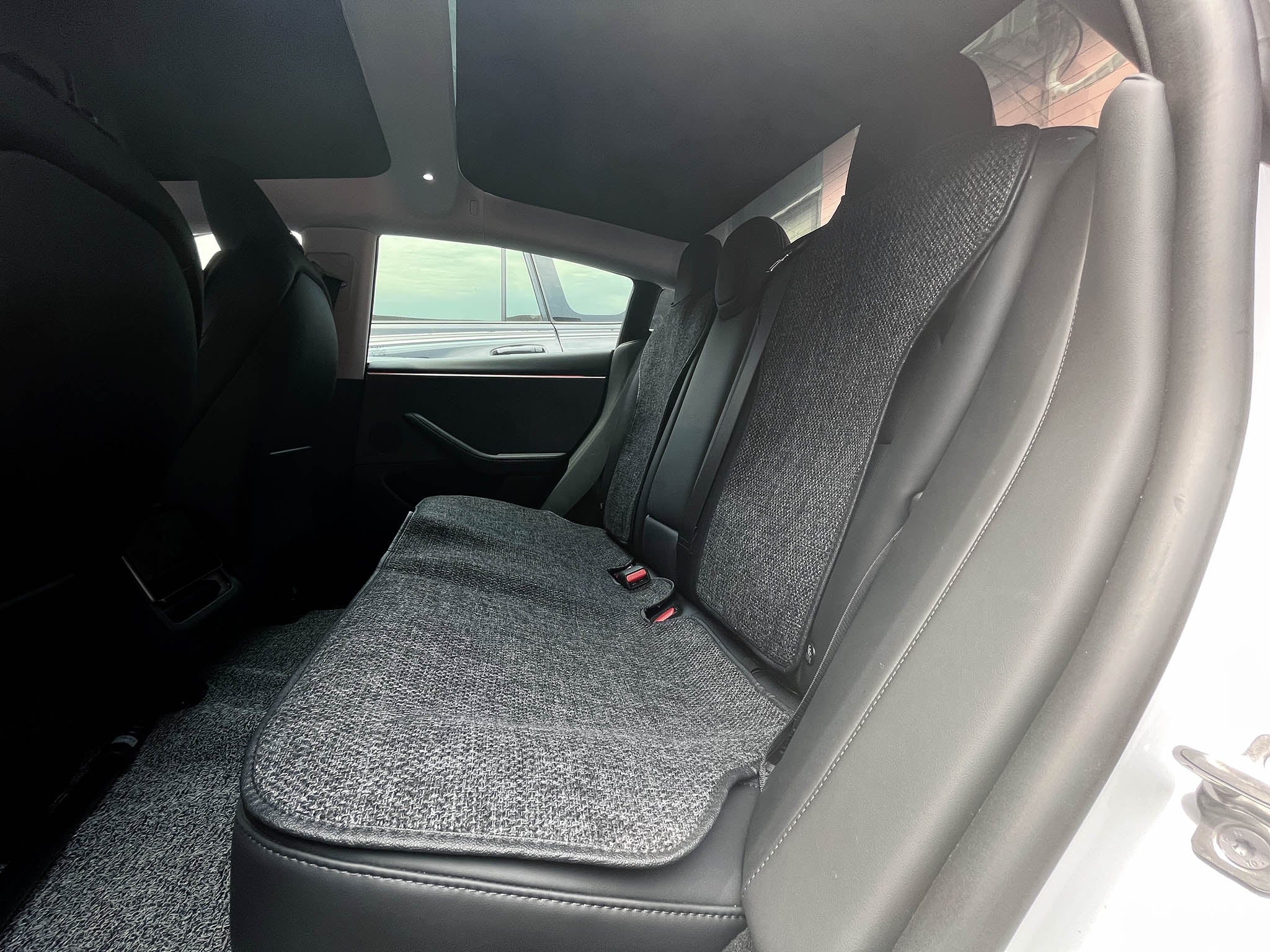 Breathable Seat Cushions for 2024+ Tesla Model 3 Highland - Premium Comfort & Airflow for Long Drives & Hot Weather