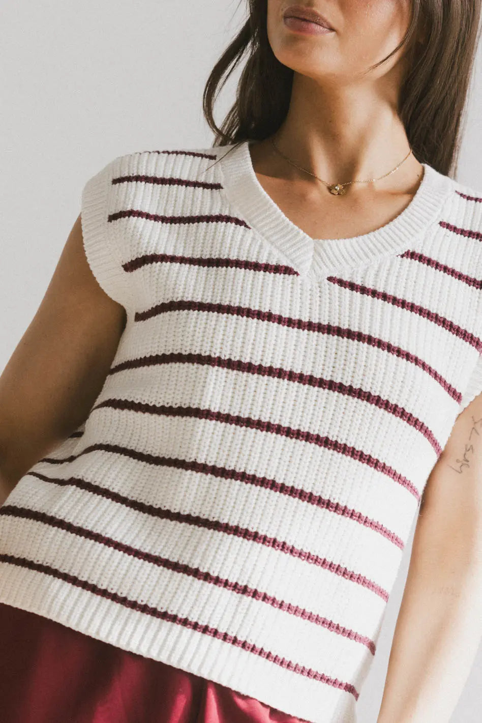 Burgundy Ashen Sweater Vest for Men - Cozy Knit Pullover for Fall & Winter - Perfect for Layering, Office Wear & Casual Outfits