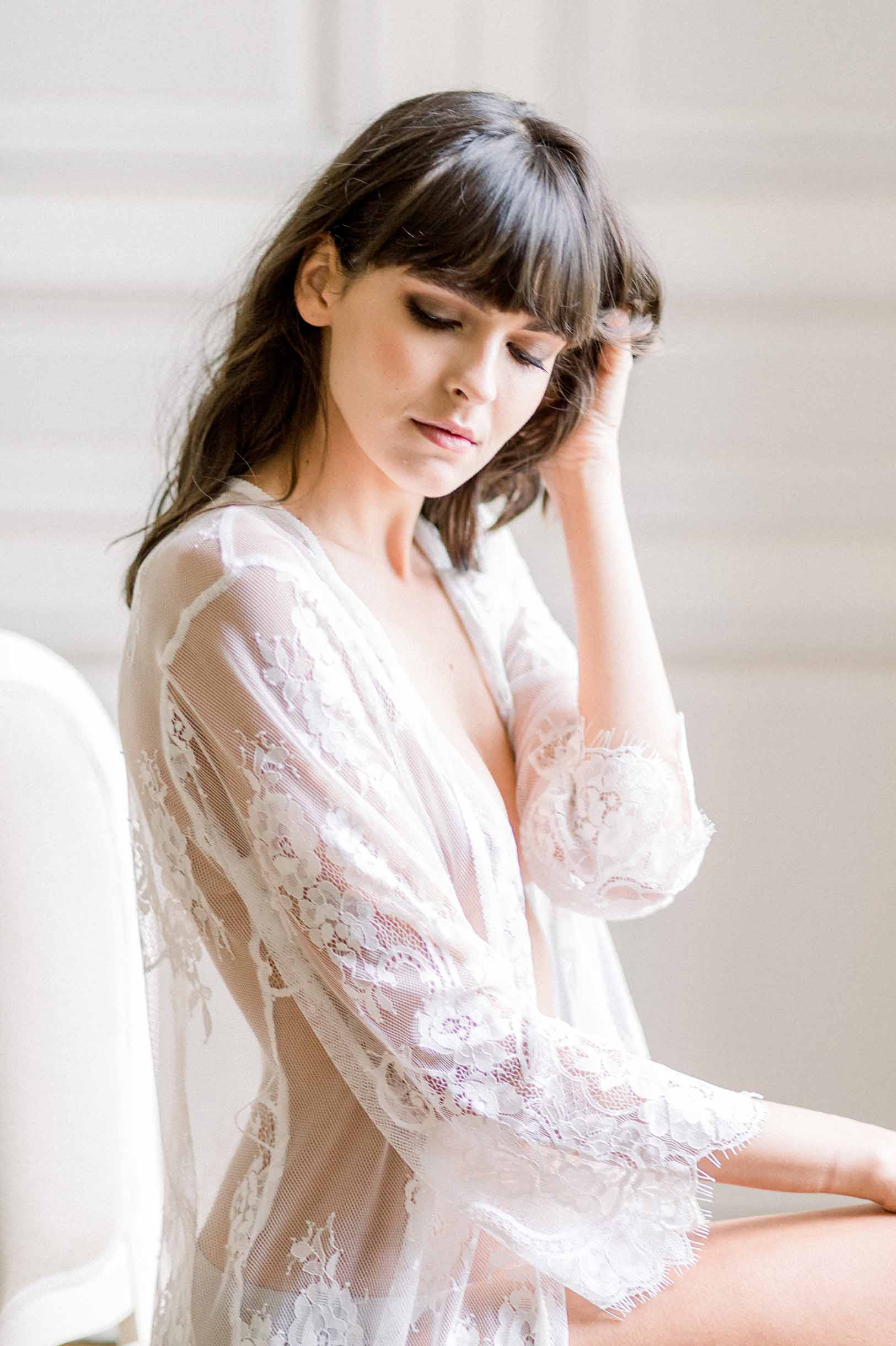 Ivory Lace Bridal Robe for Women - Elegant Boudoir Wedding Nightgown & Honeymoon Lingerie - Perfect for Bridal Shower, Photoshoot, and Romantic Occasions