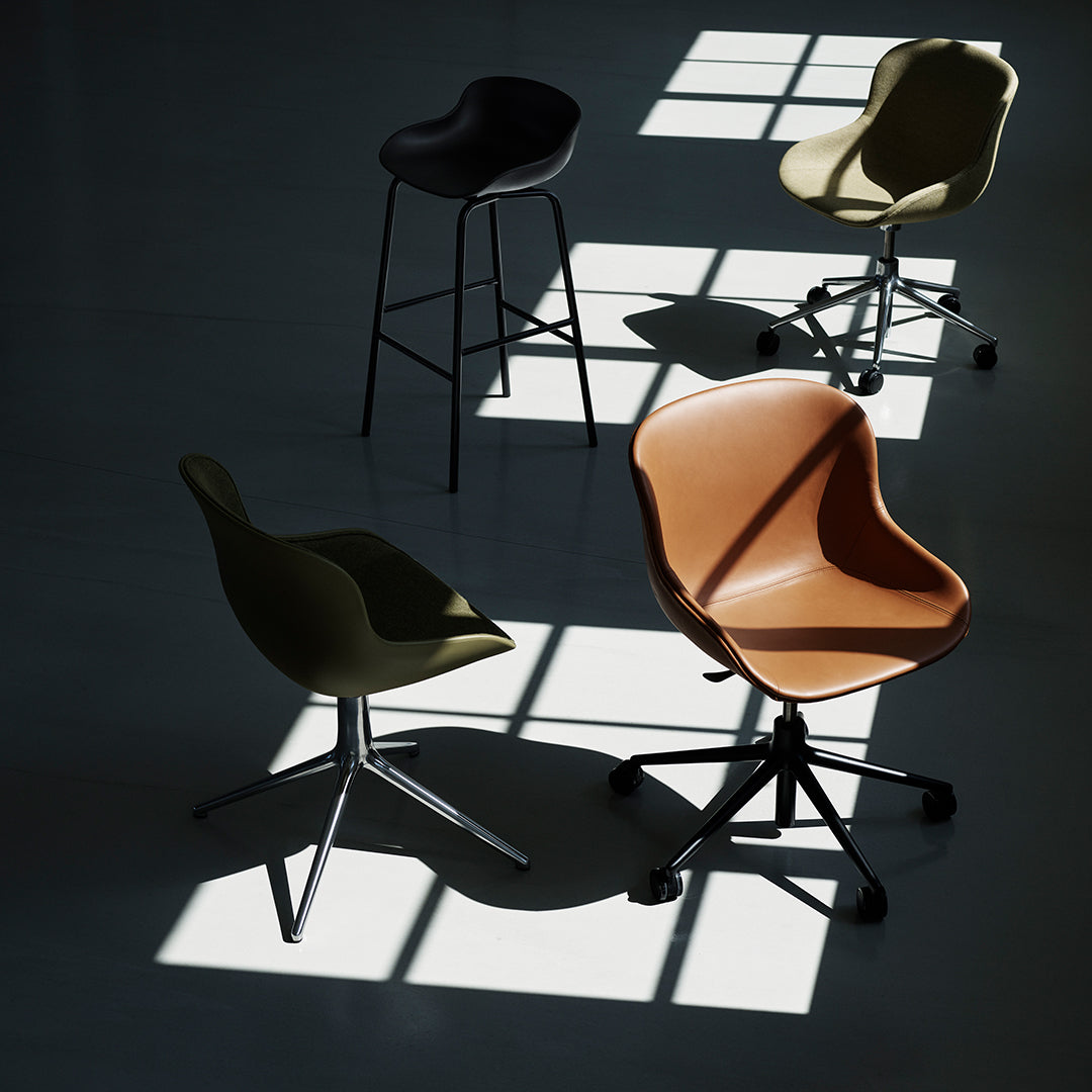 Ergonomic Hyg Chair with 4L Swivel Base & Full Upholstery - Comfortable Office Chair for Home & Workspace