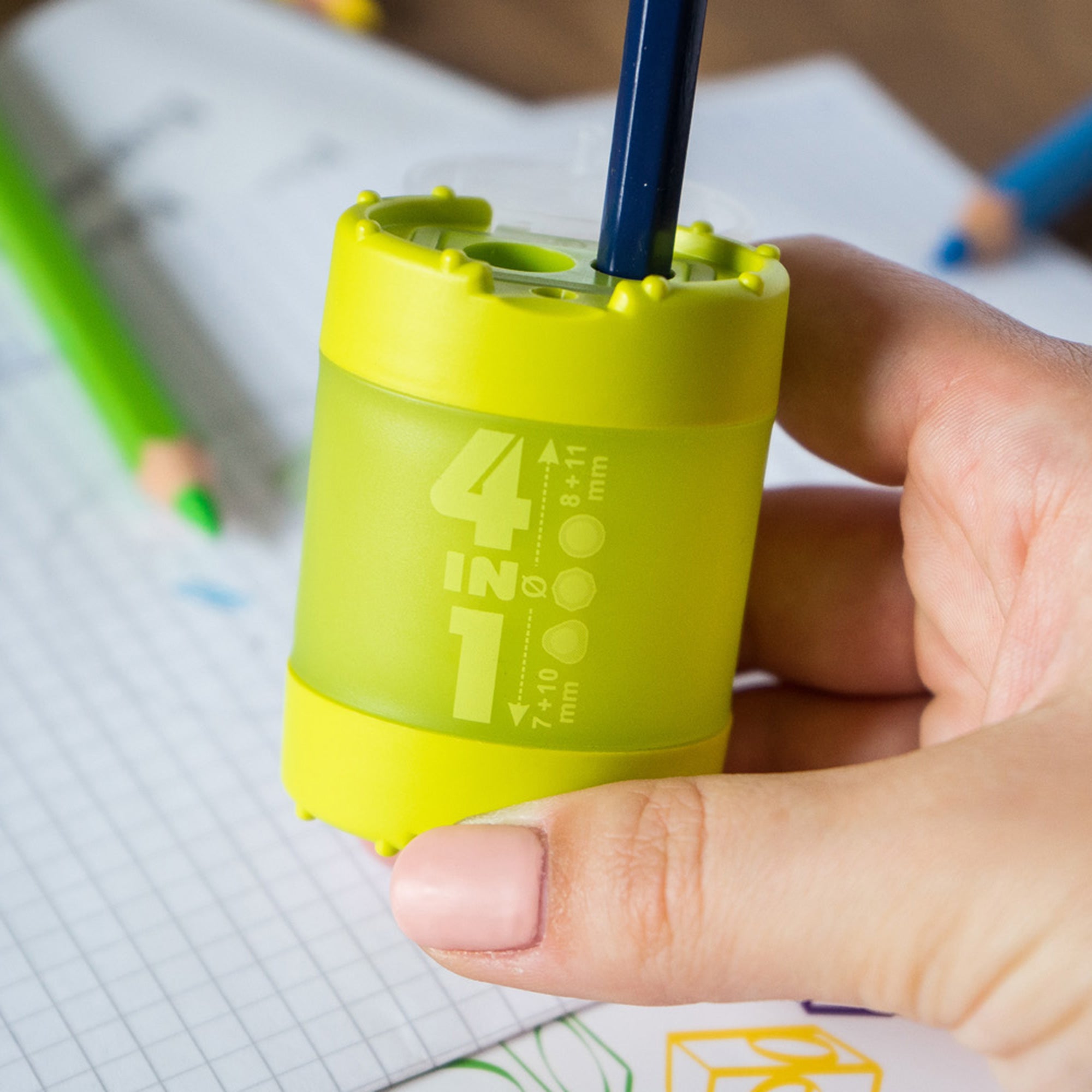 4-in-1 Multi-Function Pencil Sharpener - Perfect for School, Office & Art Supplies (Knife, Pencil, Crayon & Charcoal Sharpener) - Ideal for Students, Artists & Professionals