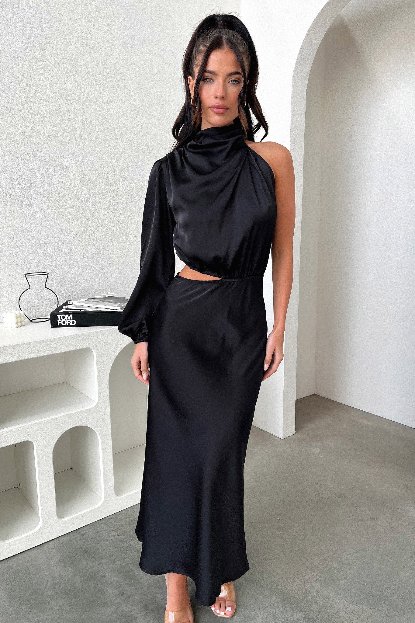 Atoni Women's Midi Dress - Elegant Black Flowy Summer Dress for Casual Wear, Office & Party | Plus Size Options Available