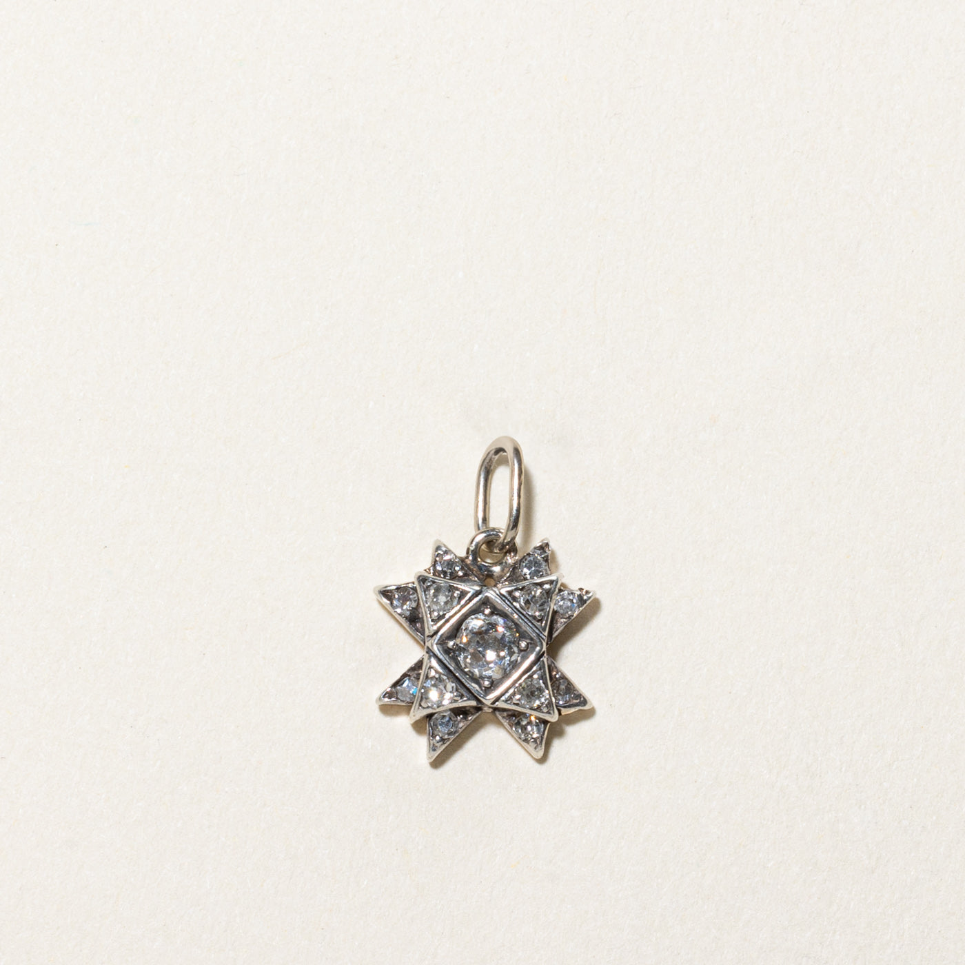 Antique Celestial Star Diamond Pendant Necklace - 0.43 Carat Total Weight (ctw) | Vintage Inspired Jewelry for Women | Perfect for Weddings, Anniversaries & Special Occasions