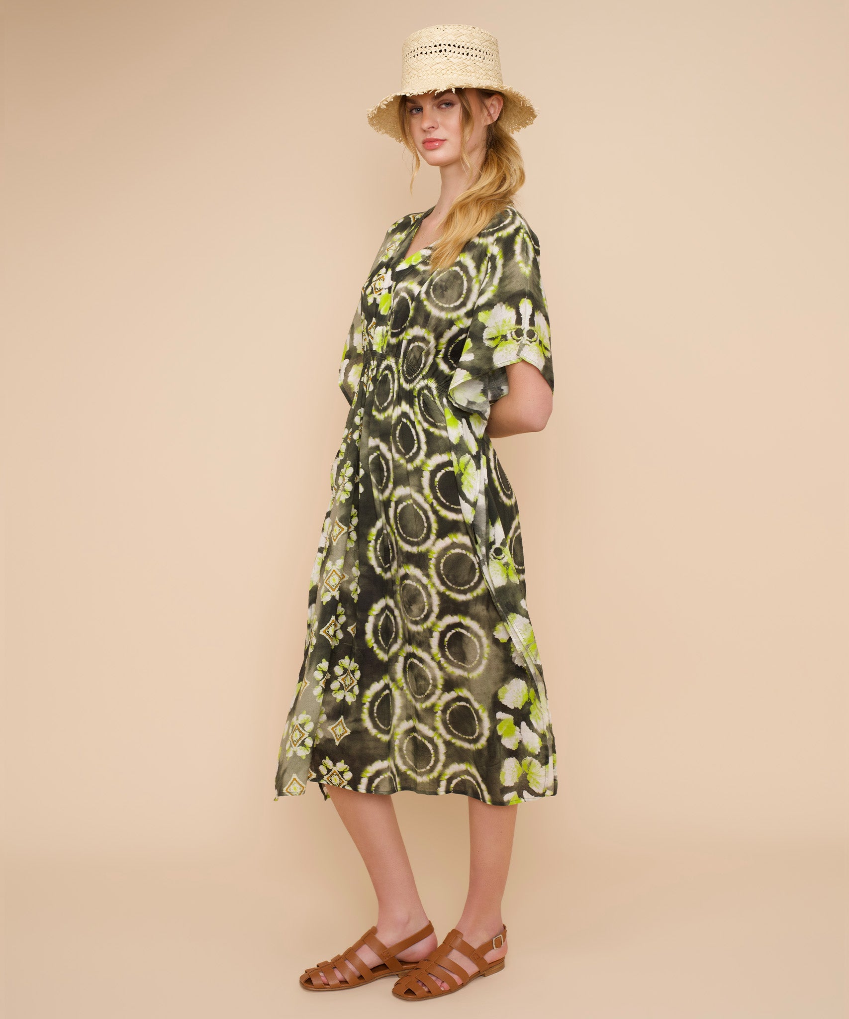 Stylish Batik Maxi Caftan Dress - Flowy Boho Summer Beach Cover Up & Resort Wear for Women