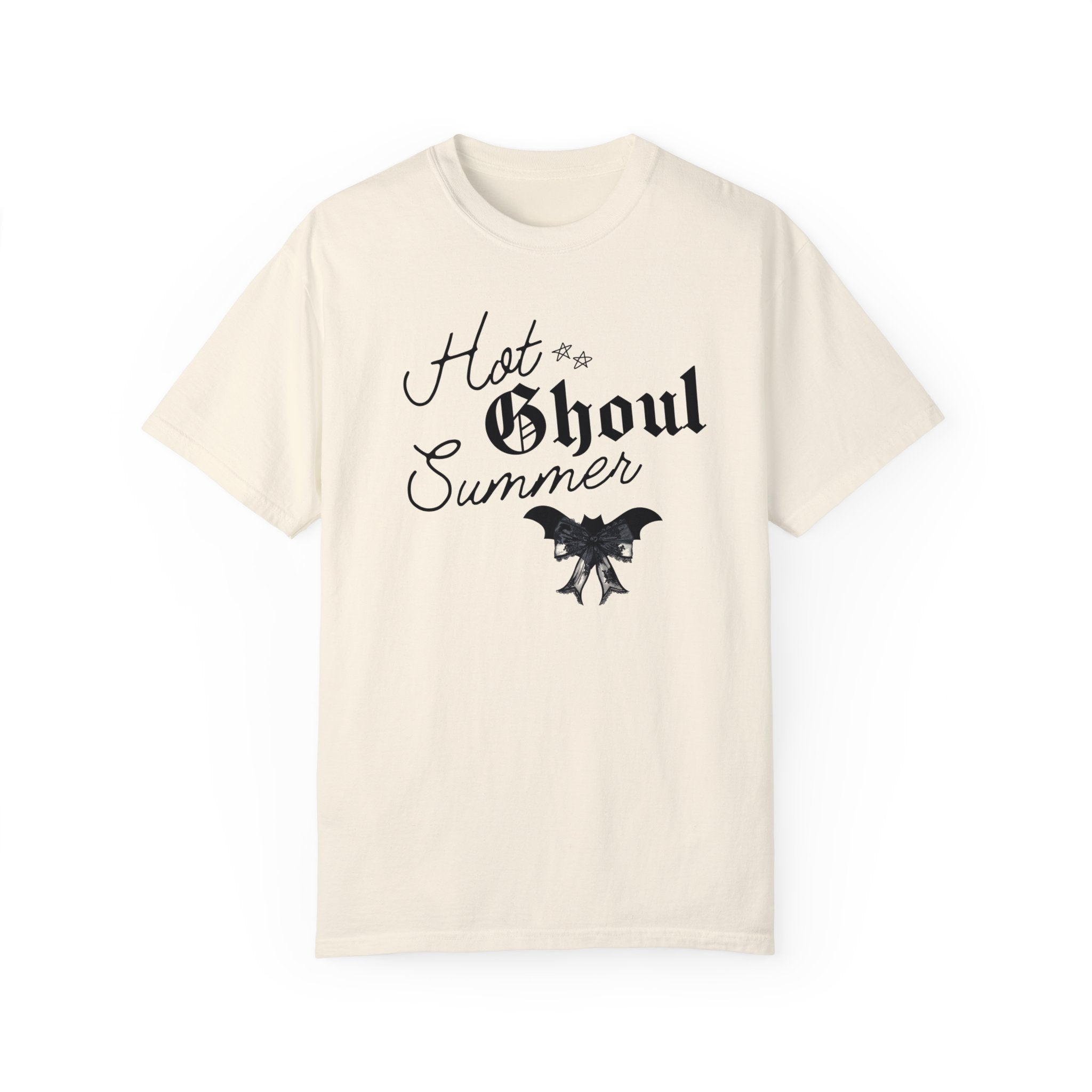 Hot Ghoul Summer Shirt - Trendy Halloween Graphic Tee for Women & Men - Perfect for Spooky Season, Costume Parties & Casual Wear