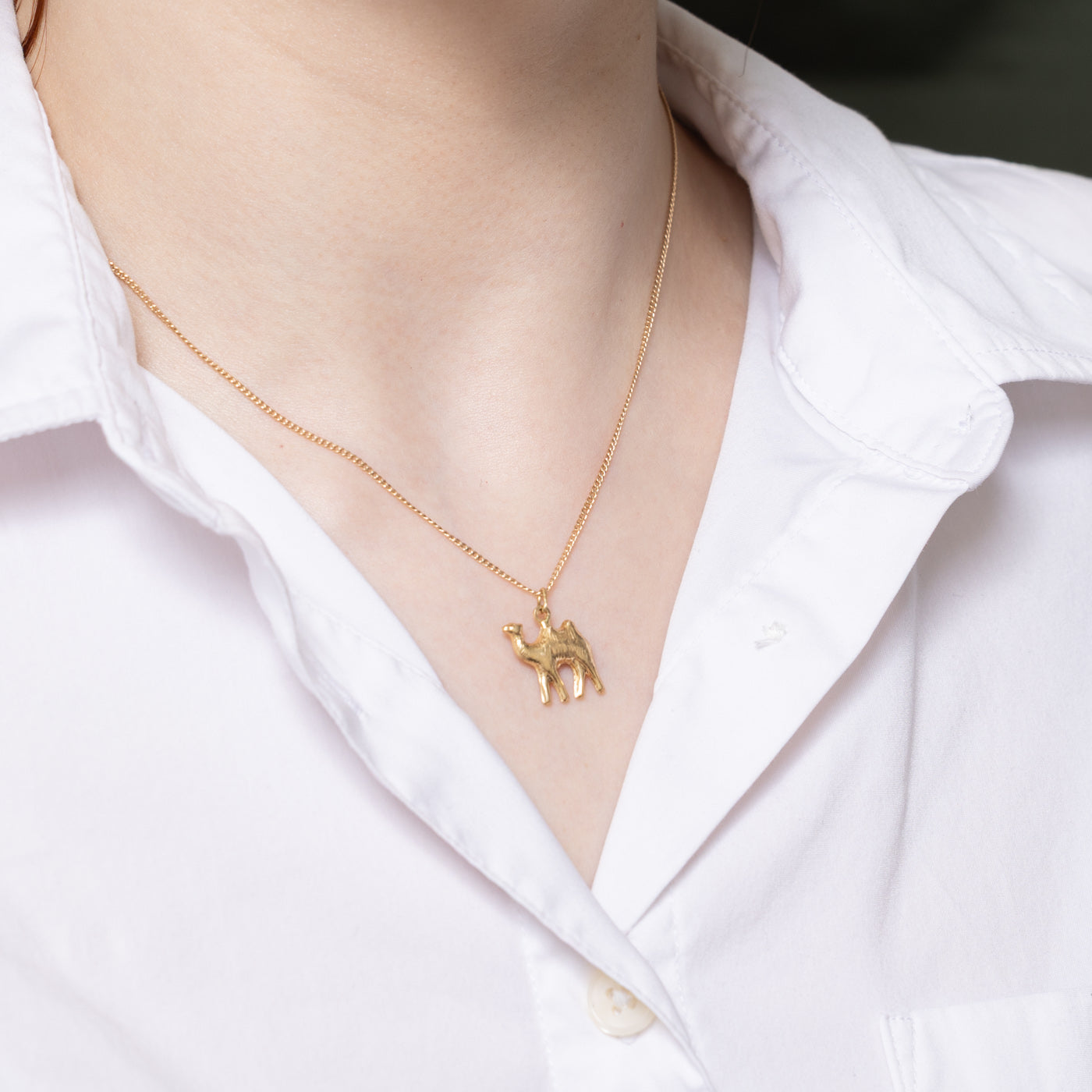 18K Yellow Gold Camel Charm Pendant Necklace - Elegant Jewelry for Women, Perfect for Travel Lovers & Boho Fashion | Gift for Her, Birthday, Anniversary