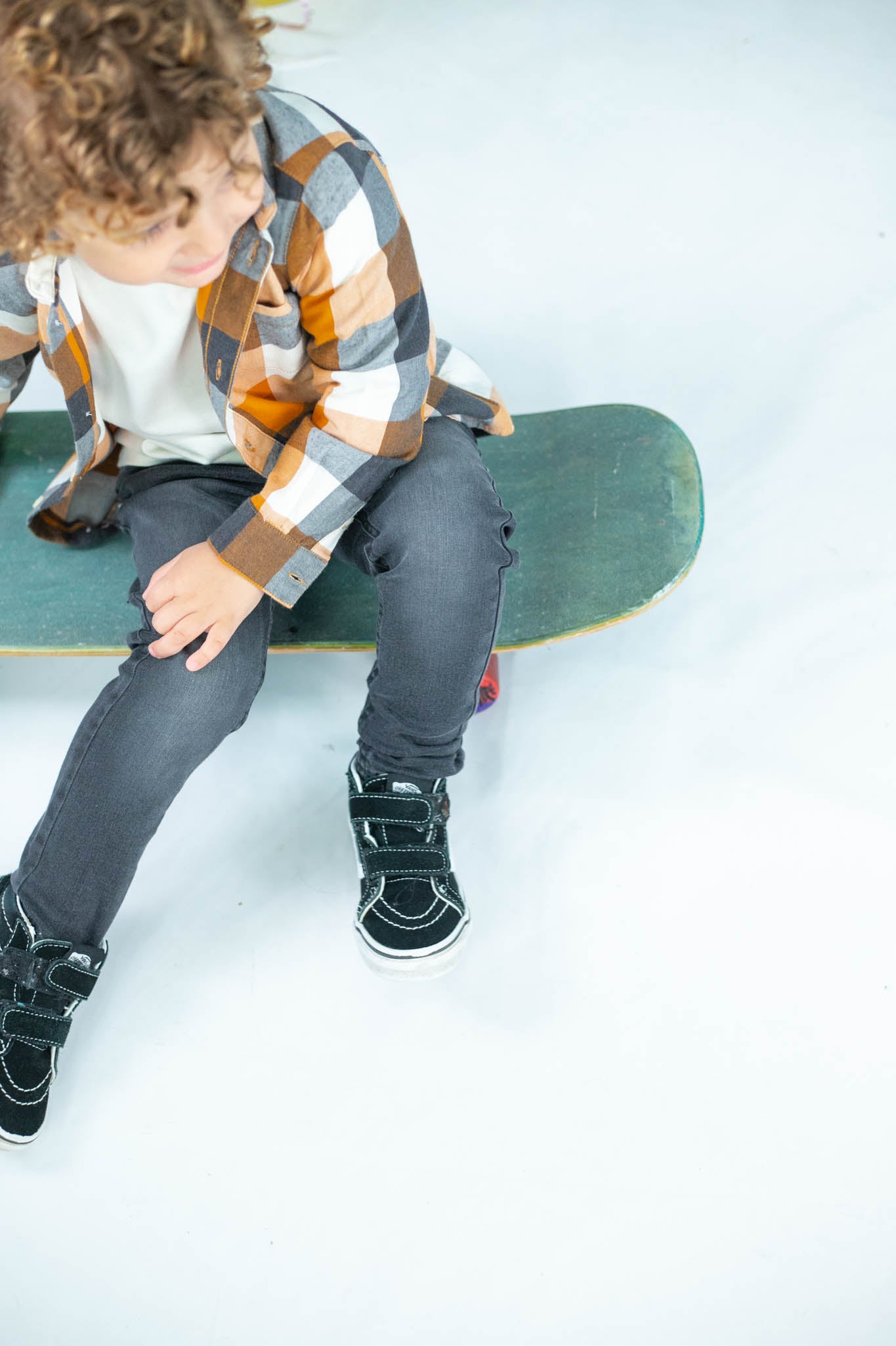 Stylish Checkered Flannel Long Sleeve Shirt for Boys - Soft & Comfortable Plaid Shirt for School, Outdoor Activities & Casual Wear