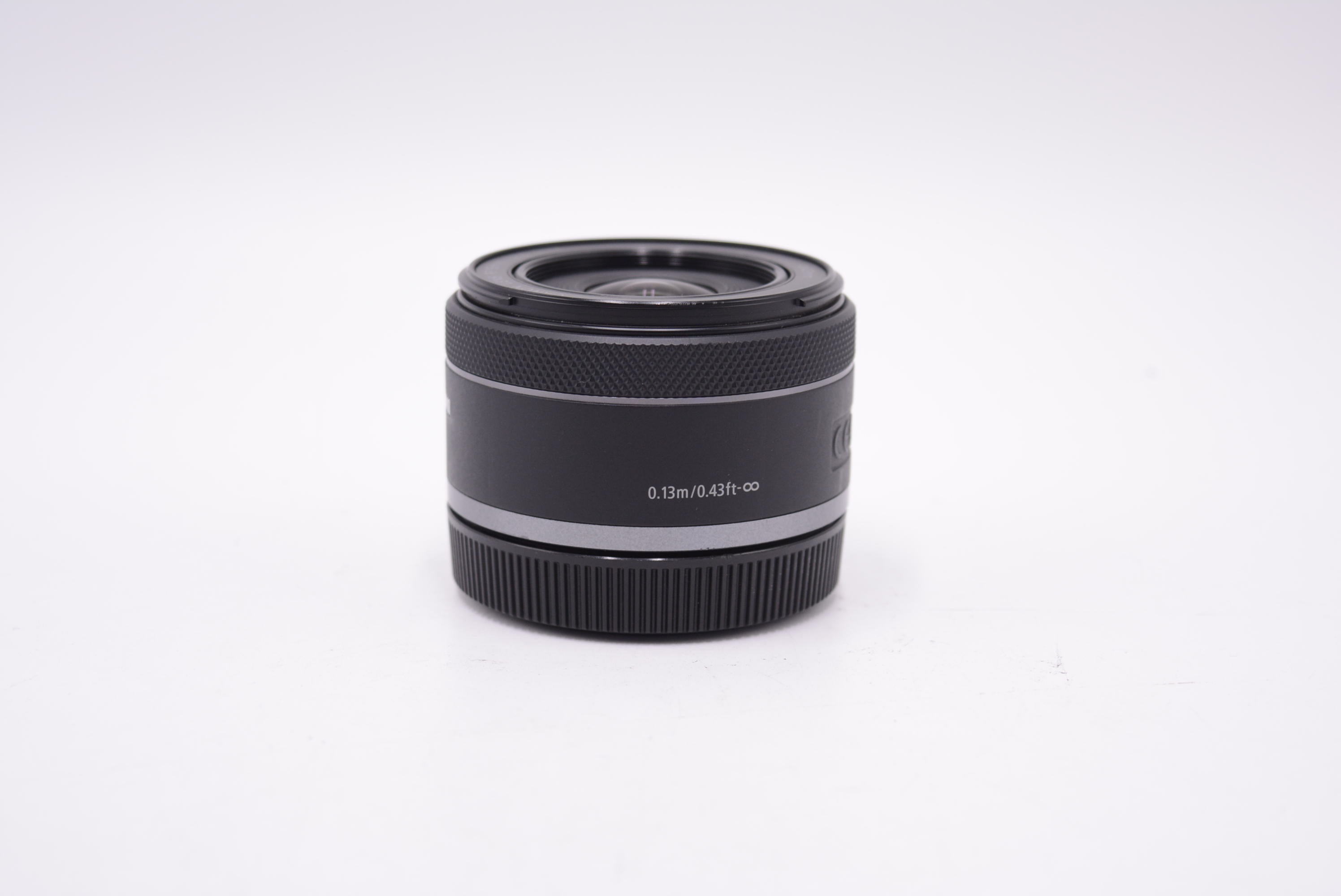 Canon RF 16mm F2.8 STM Wide Angle Prime Lens - Used (Excellent Condition) for Landscape, Architecture & Vlogging Photography