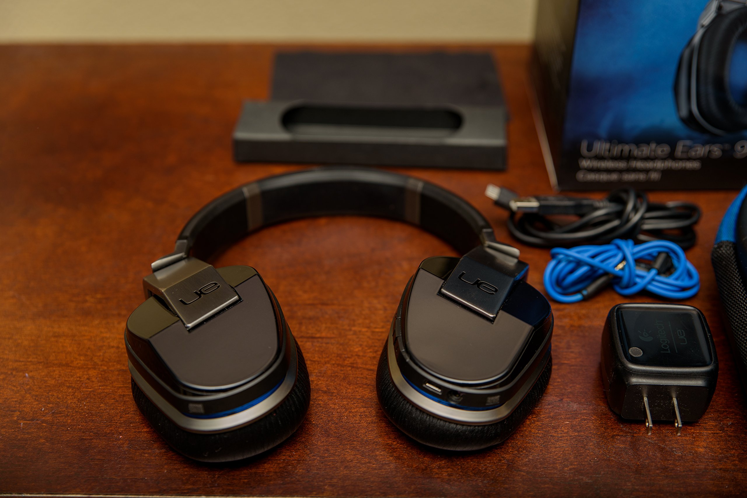Logitech UE 9000 Premium Wireless Bluetooth Headphones with Noise Cancellation - Perfect for Travel, Work & Music Lovers