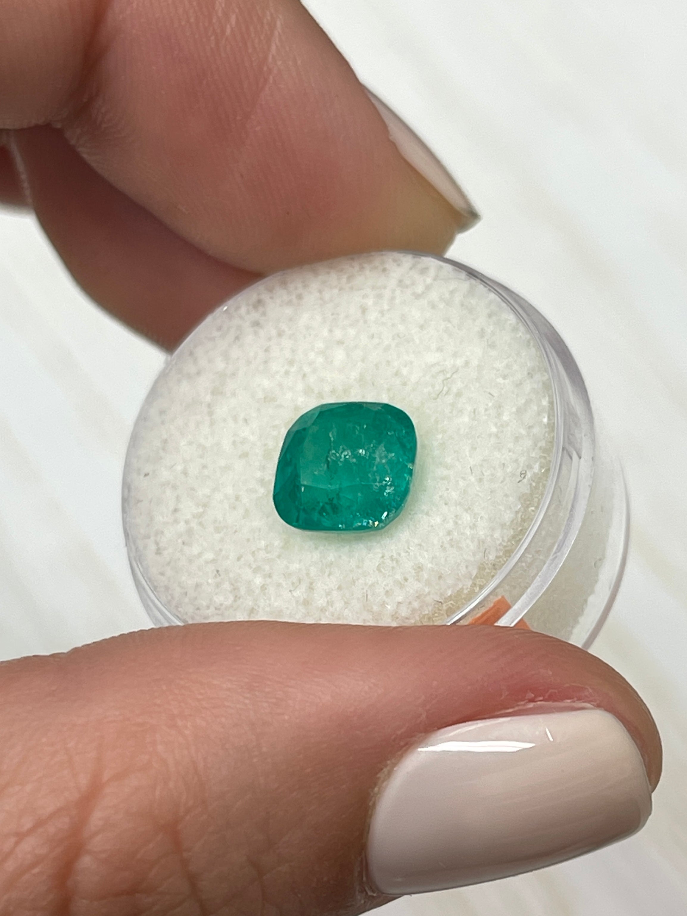 2.27 Carat Natural Loose Colombian Emerald Cushion Cut 8.5x8.5mm - Perfect for Engagement Rings, Fine Jewelry & Collector's Gemstones