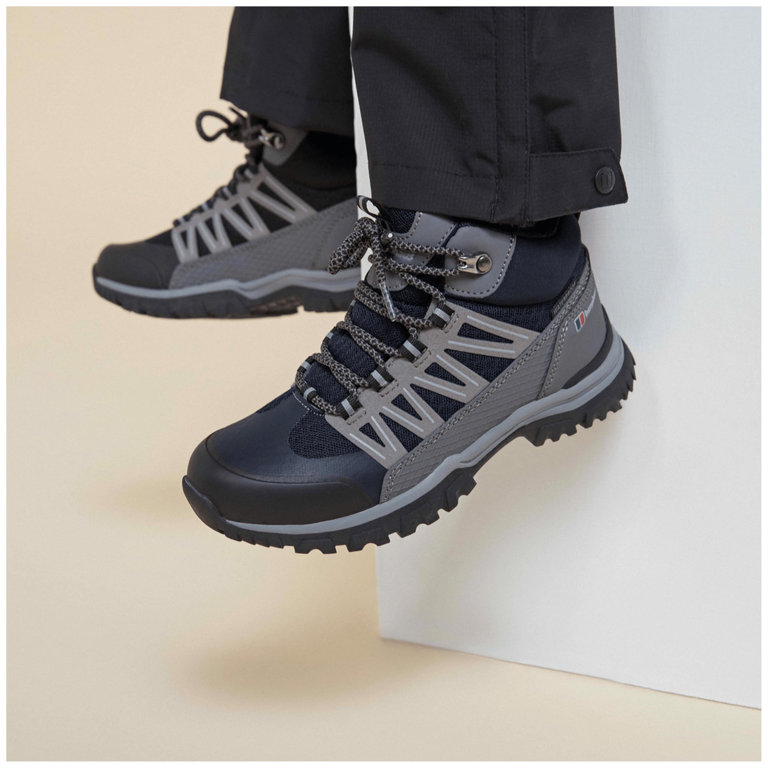 Berghaus Kids’ Explorer Mid Hiking Boots - Waterproof, Breathable & Lightweight with High Traction Sole | Durable Vegan-Friendly Outdoor Footwear for Boys & Girls | Perfect for Hiking, Trekking & Adventure Activities