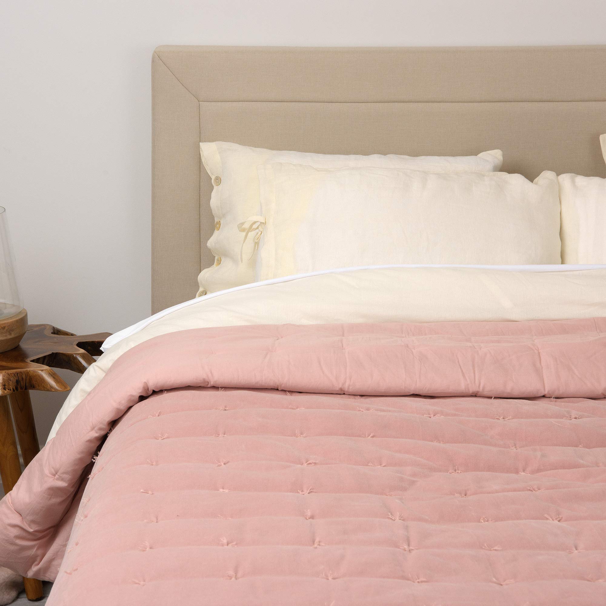 Premium Velvet & Cotton Tasseled Quilt - King Size Pink Bedding (108