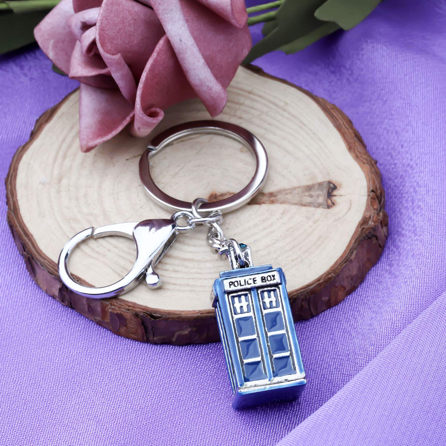 AKTAP Police Box Keychain - Movie & TV Series Inspired Charm Jewelry Gift for Fans - Perfect for Keychains, Backpacks, and Cosplay Accessories