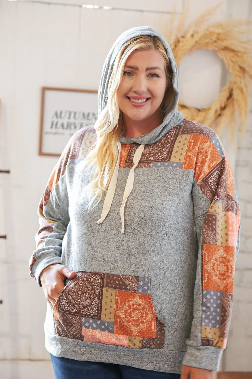 Stylish Harvest Ethnic Patchwork Print Kangaroo Pocket Hoodie for Women - Cozy Fall Fashion Sweatshirt with Pockets | Perfect for Casual Outfits, Autumn Layering & Outdoor Activities