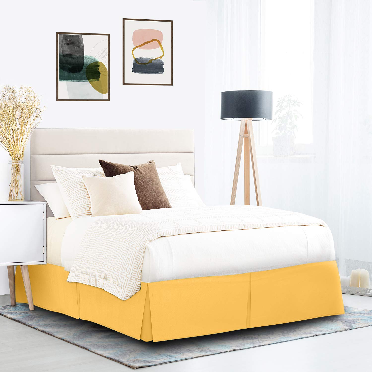 600 Thread Count Pure Cotton Pleated Bed Skirt - California King Size Split Corner Box Pleat Design with 18 Inch Drop - Soft Yellow Bed Skirt for Luxurious Bedroom Decor & Hotel-Style Bedding