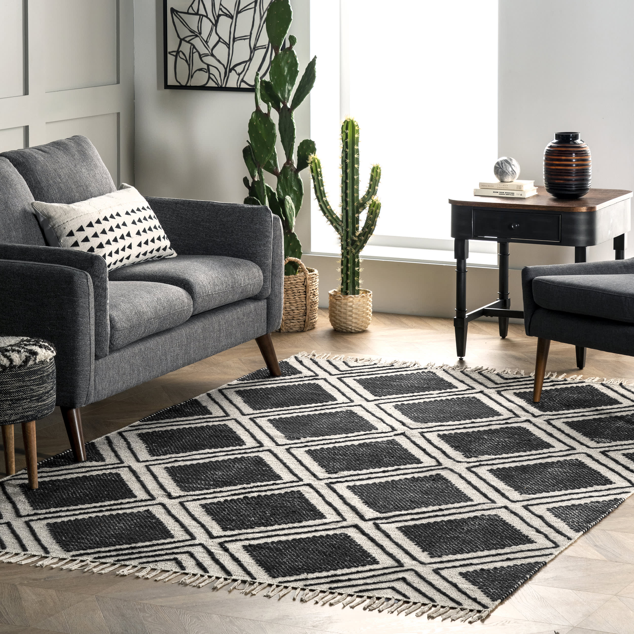 Stylish Black Crosshatched Diamonds Area Rug - Perfect for Living Room, Bedroom & Office Decor | Non-Slip Soft Floor Mat
